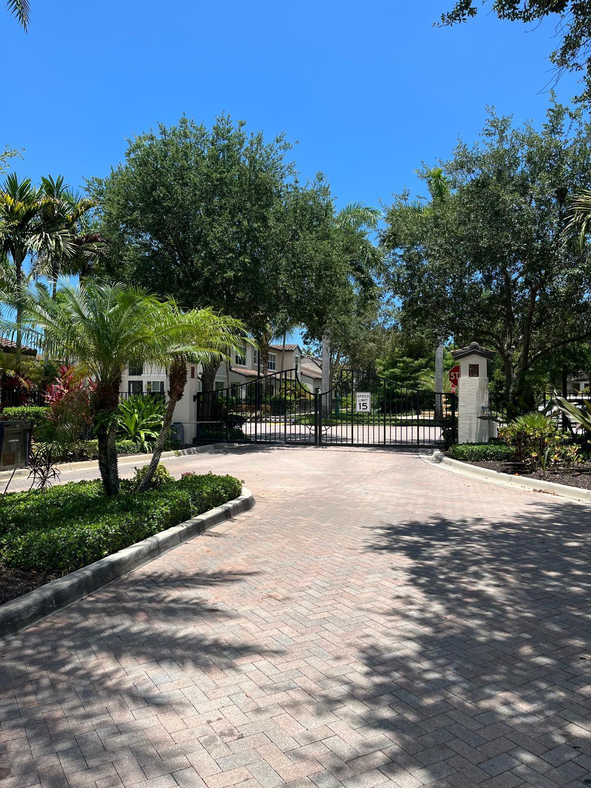 4642 Mediterranean #4642, Palm Beach Gardens FL 33418