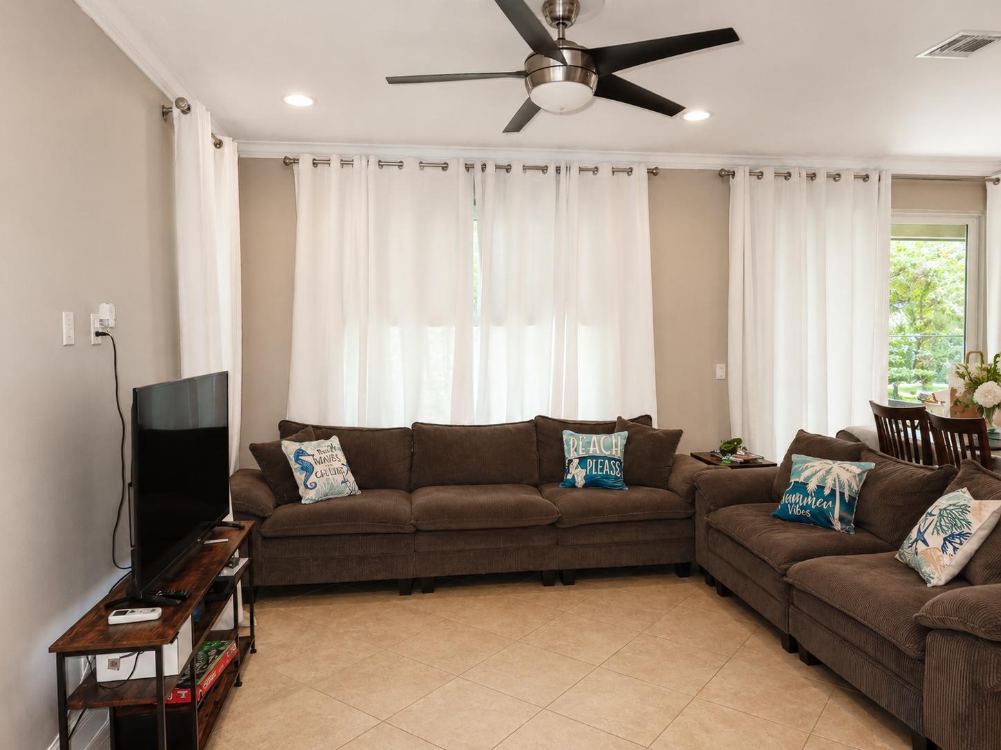 4642 Mediterranean #4642, Palm Beach Gardens FL 33418