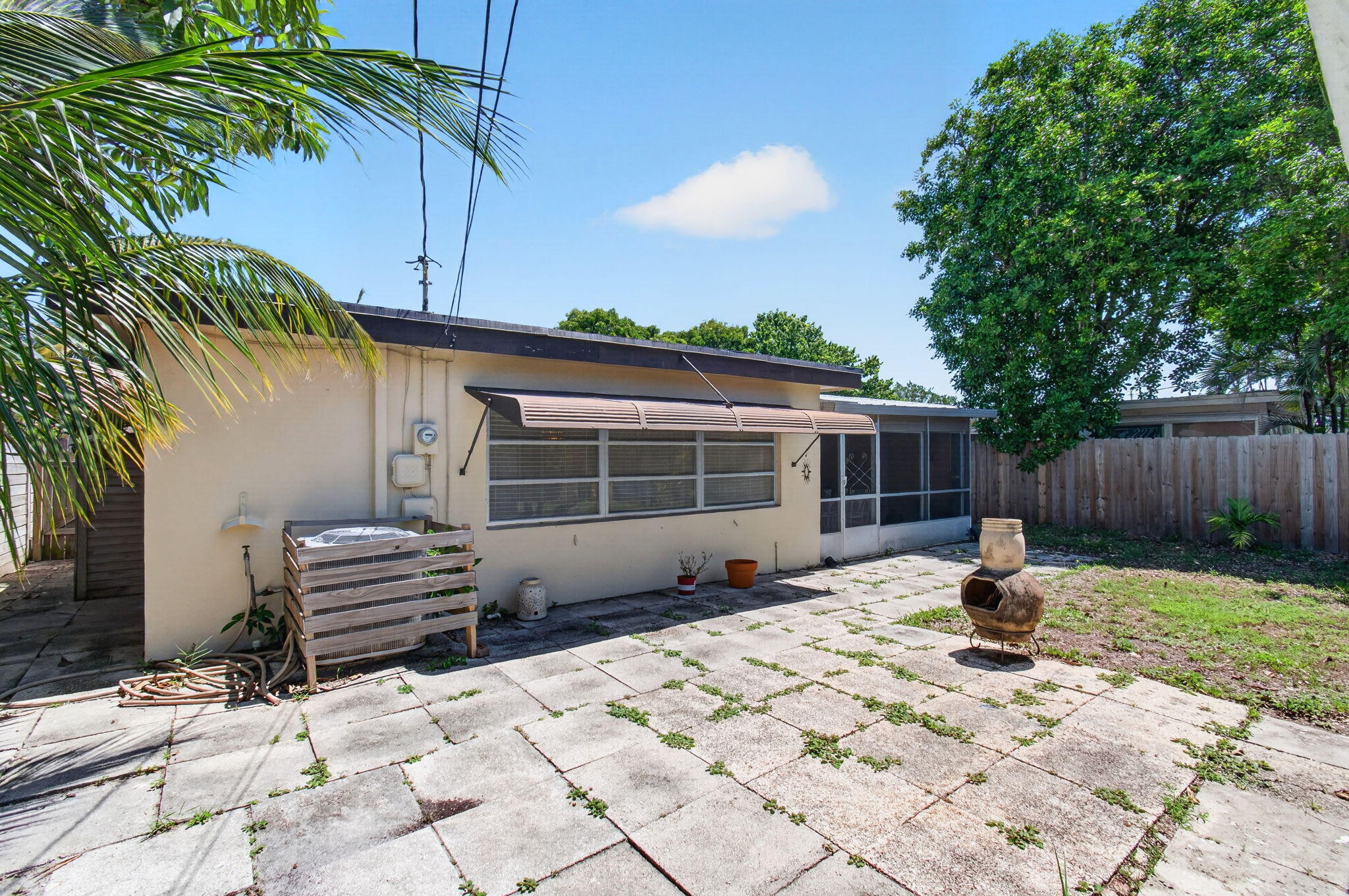 183 Harvard, Lake Worth FL 33460