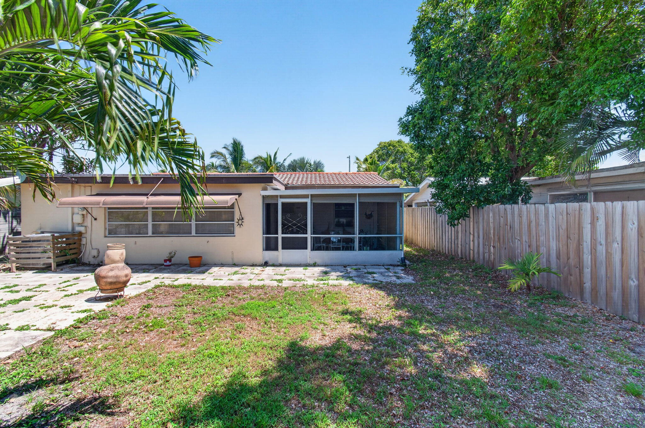 183 Harvard, Lake Worth FL 33460