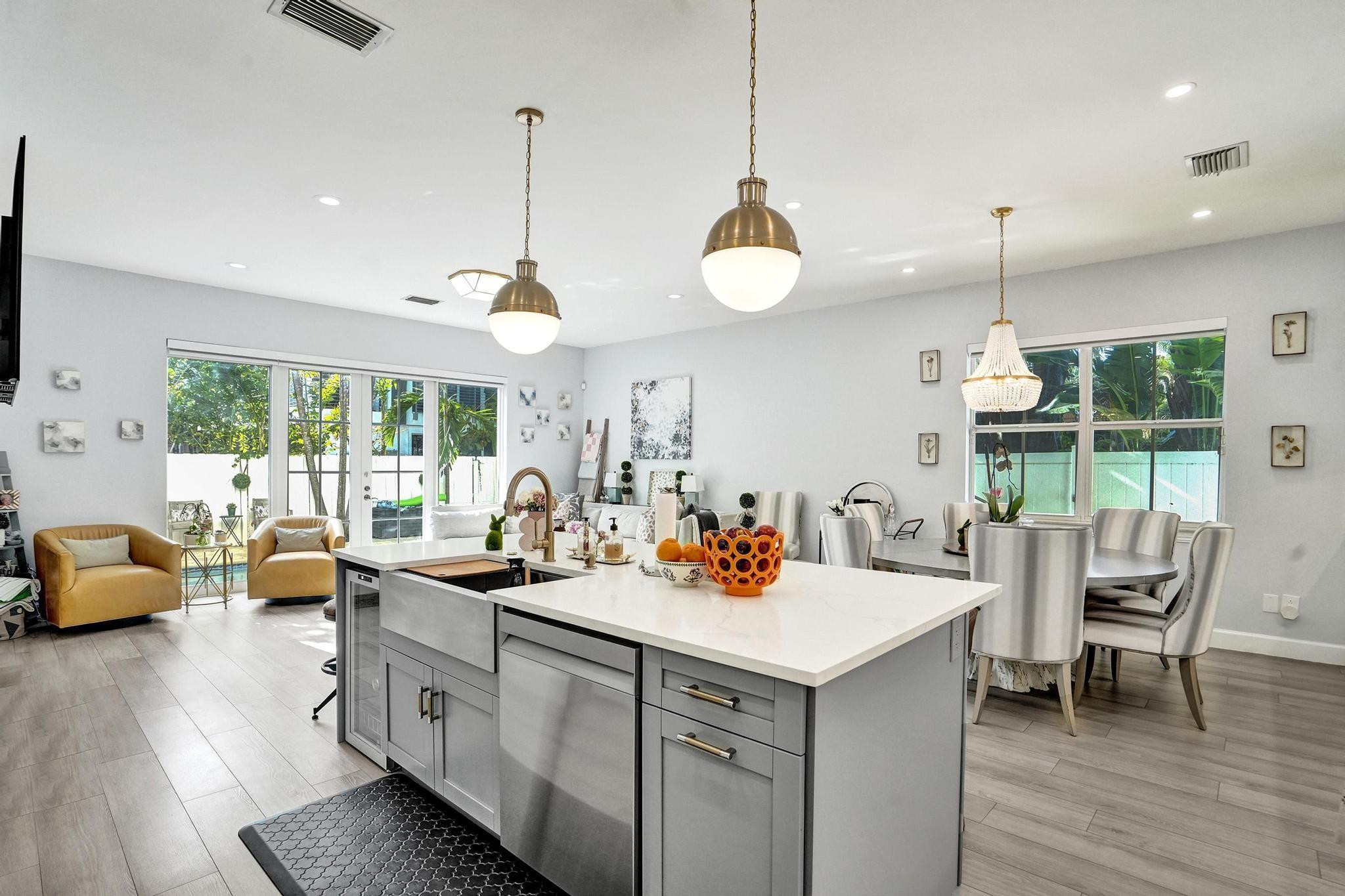 1411 NE 7th, Fort Lauderdale FL 33304