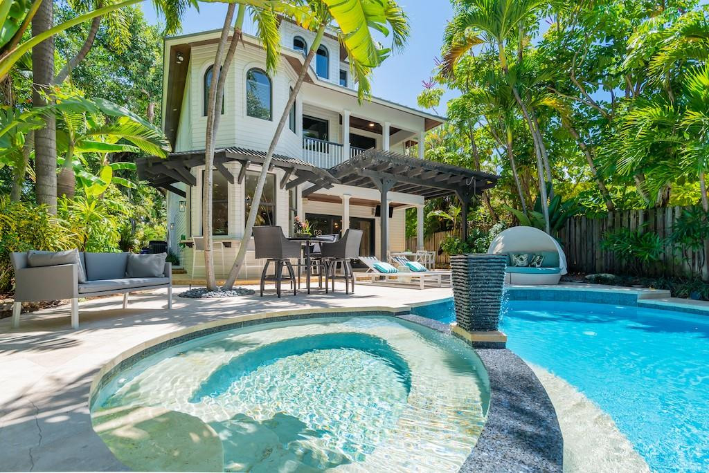 2415 Middle River, Fort Lauderdale FL 33305