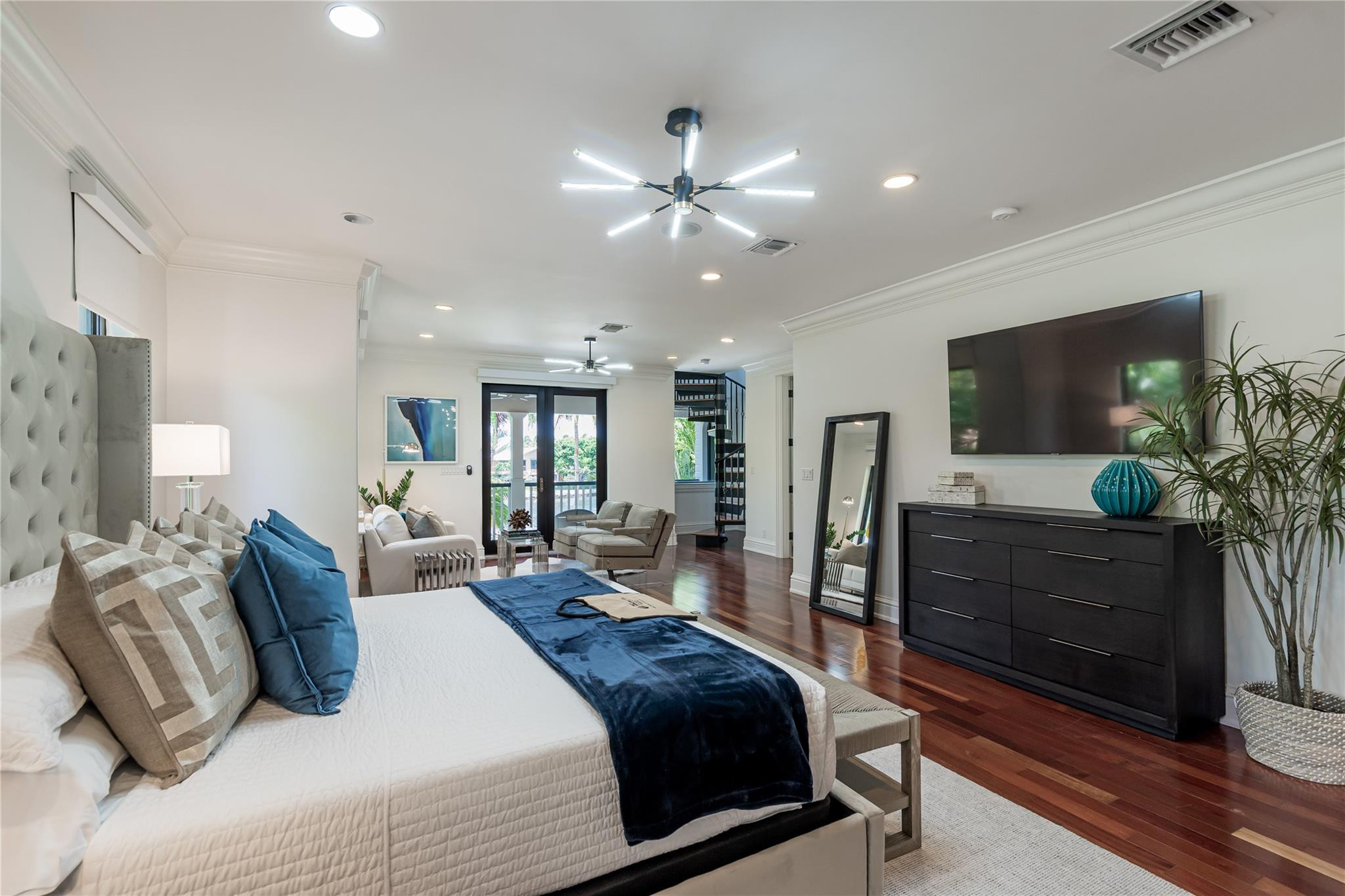 2415 Middle River, Fort Lauderdale FL 33305