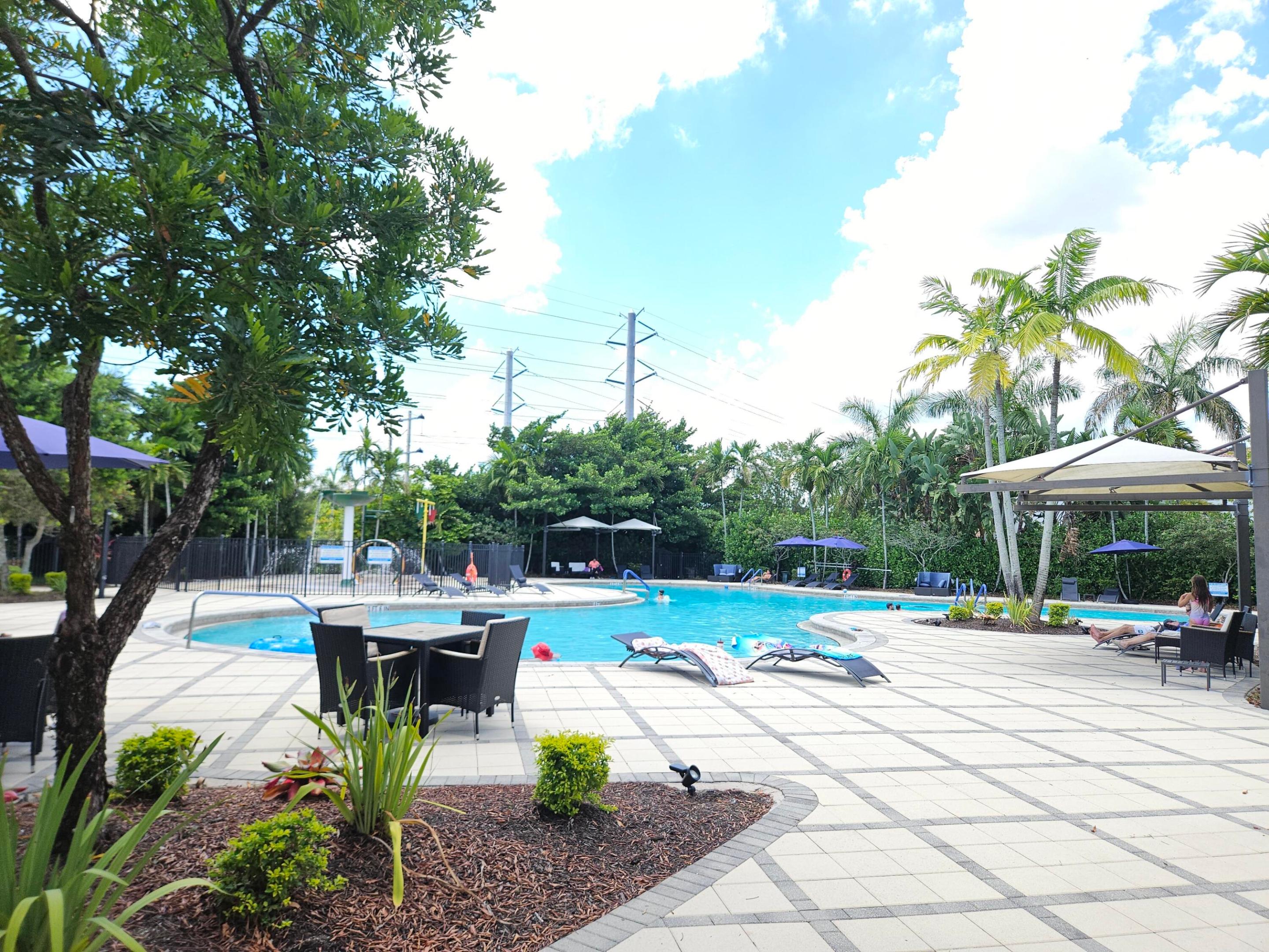 3686 NW 85th, Cooper City FL 33024