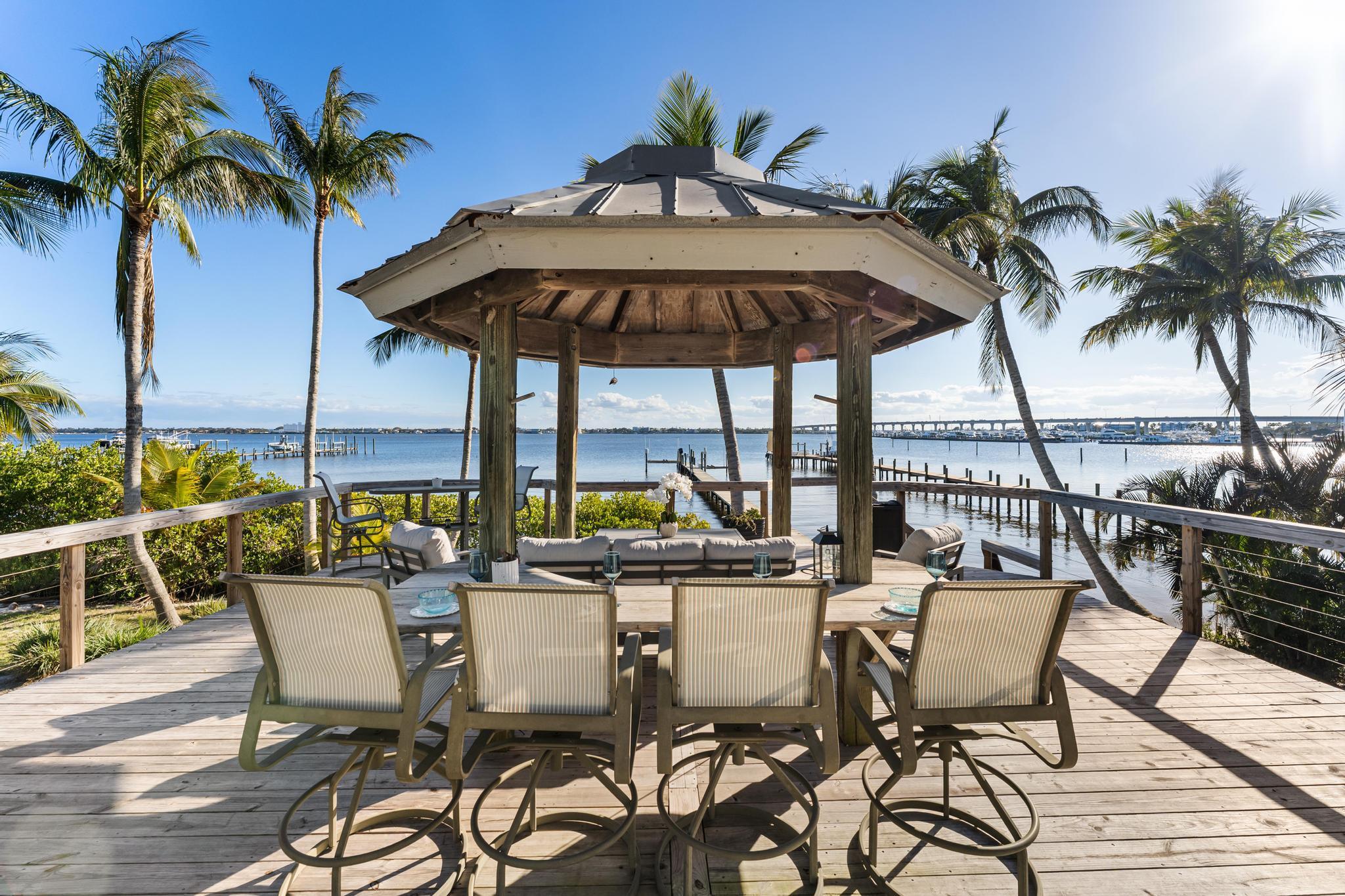 90 NW Alice, Jensen Beach FL 34957