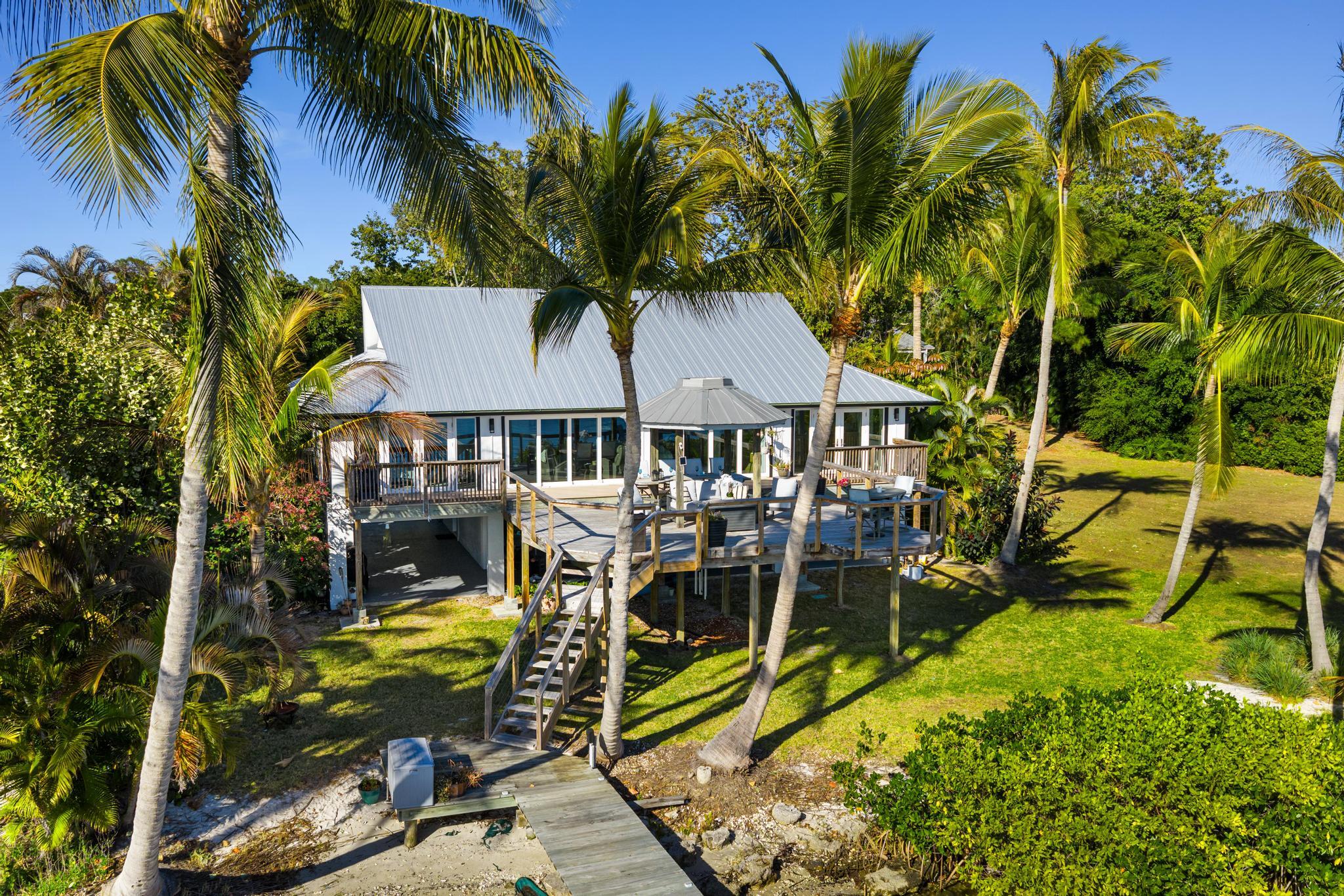 90 NW Alice, Jensen Beach FL 34957