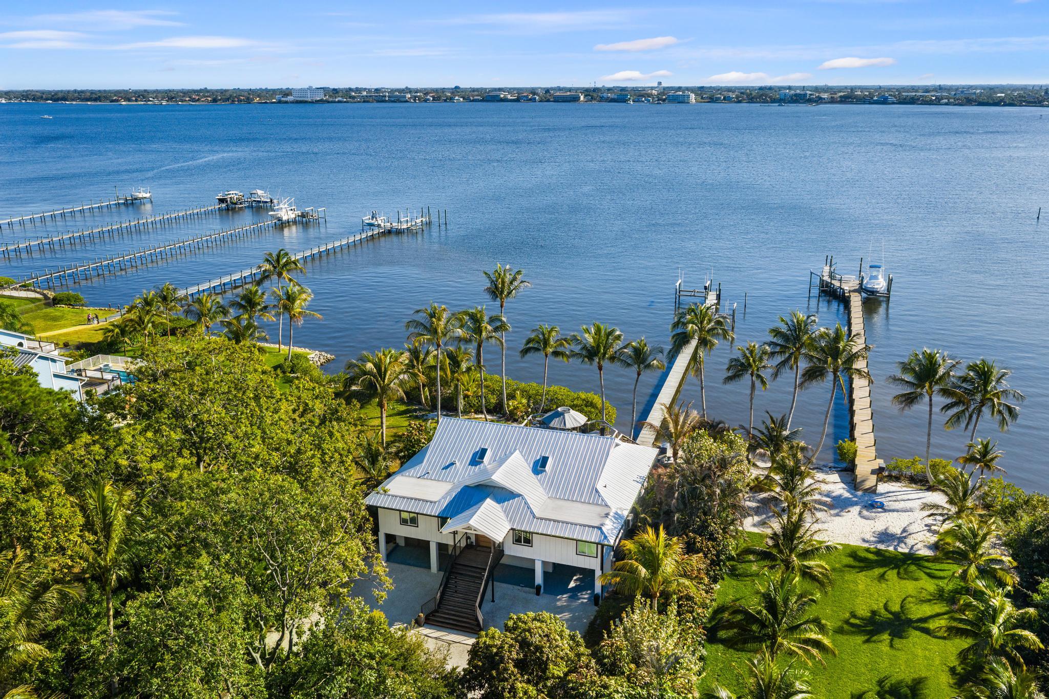 90 NW Alice, Jensen Beach FL 34957