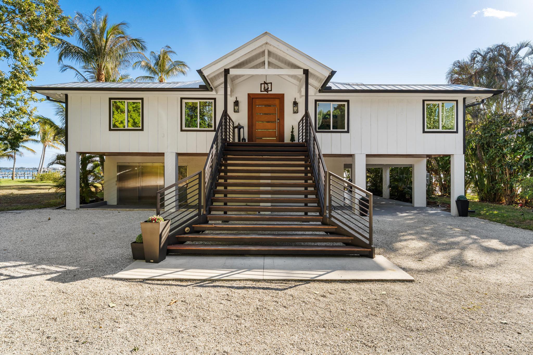 90 NW Alice, Jensen Beach FL 34957