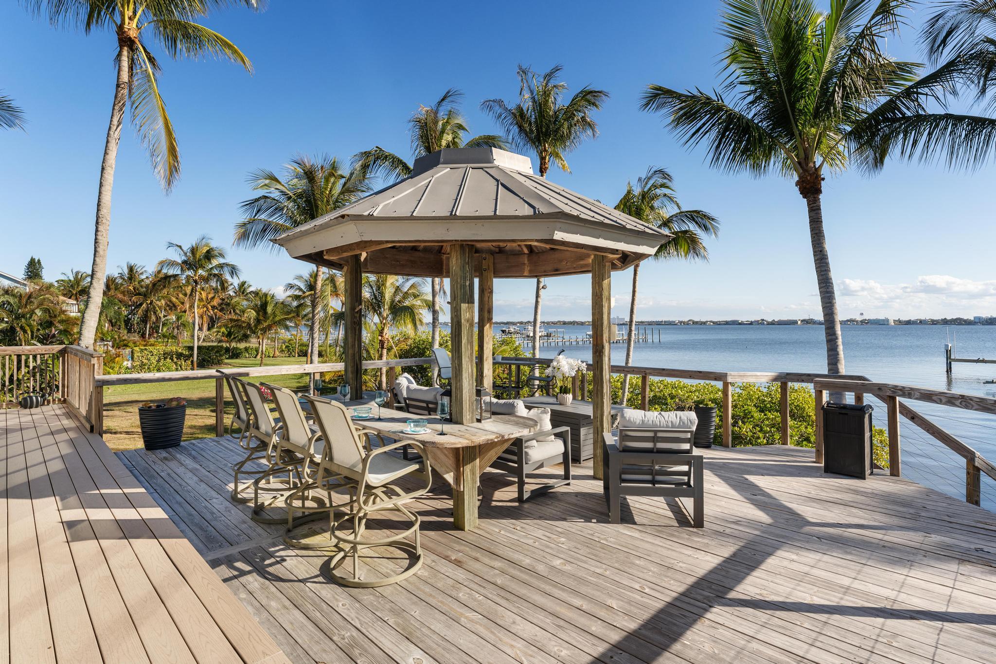 90 NW Alice, Jensen Beach FL 34957
