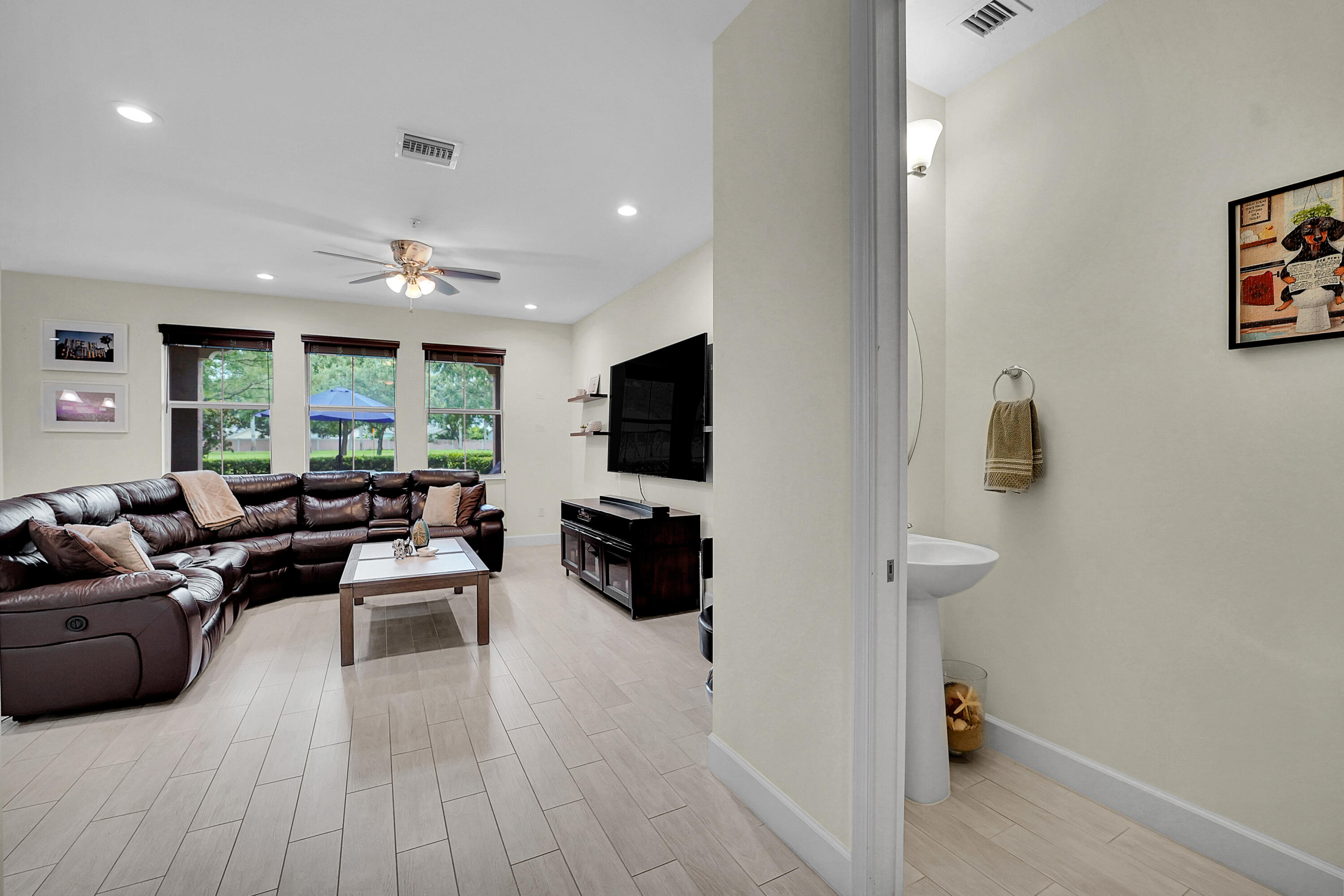 3162 NW 124th, Sunrise FL 33323