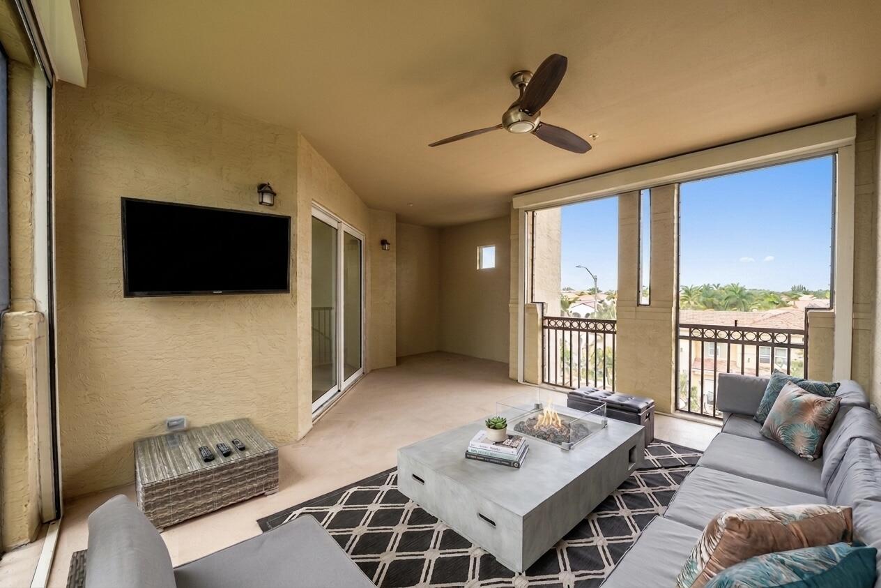 3162 NW 124th, Sunrise FL 33323