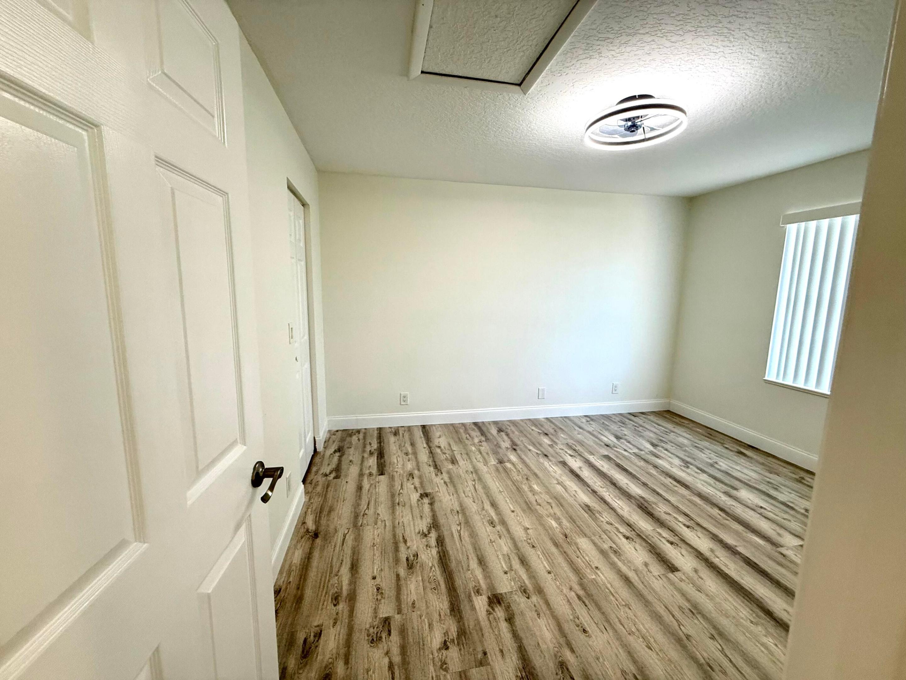 23261 Torre, Boca Raton FL 33433