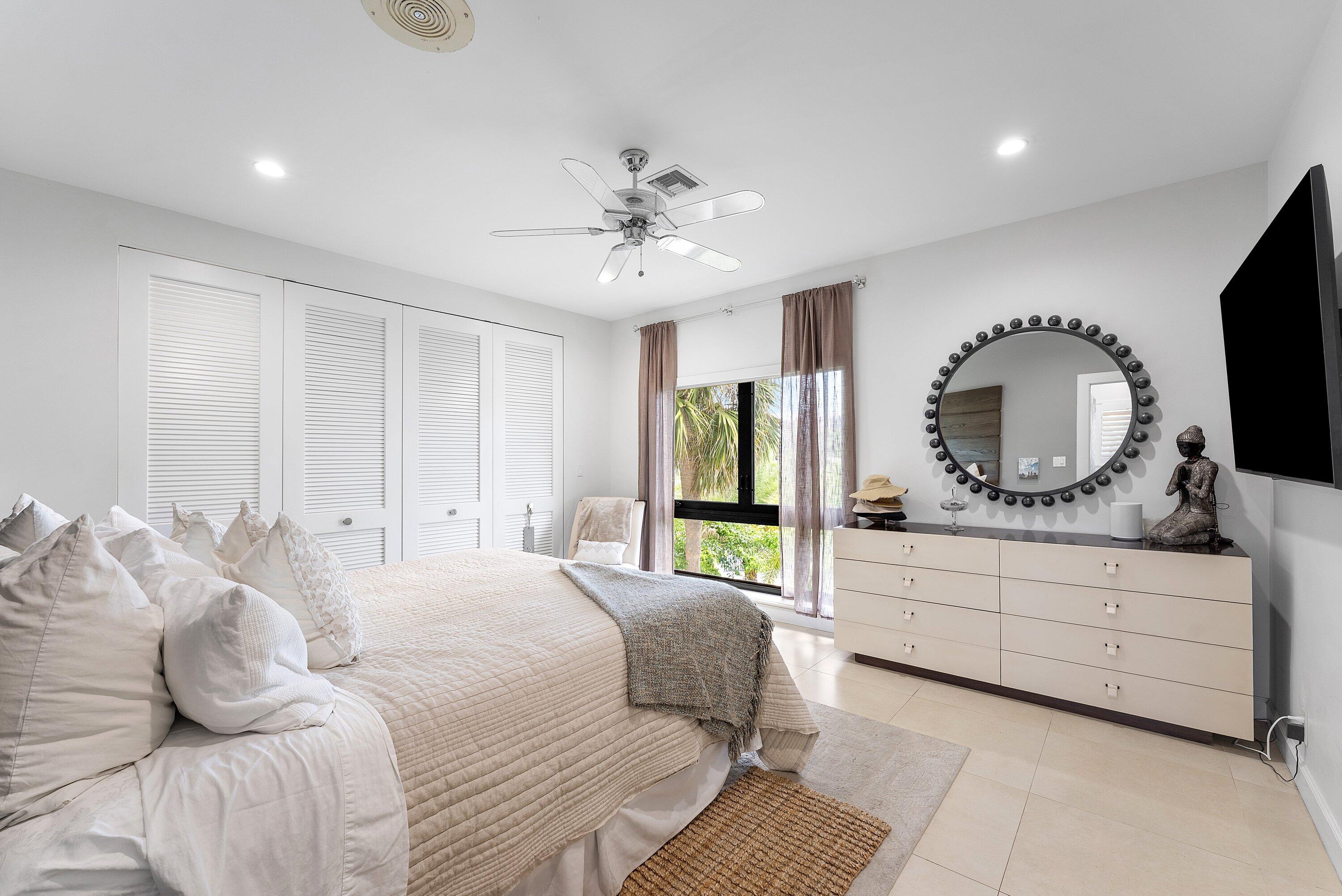 1102 Highland Beach #2w, Highland Beach FL 33487