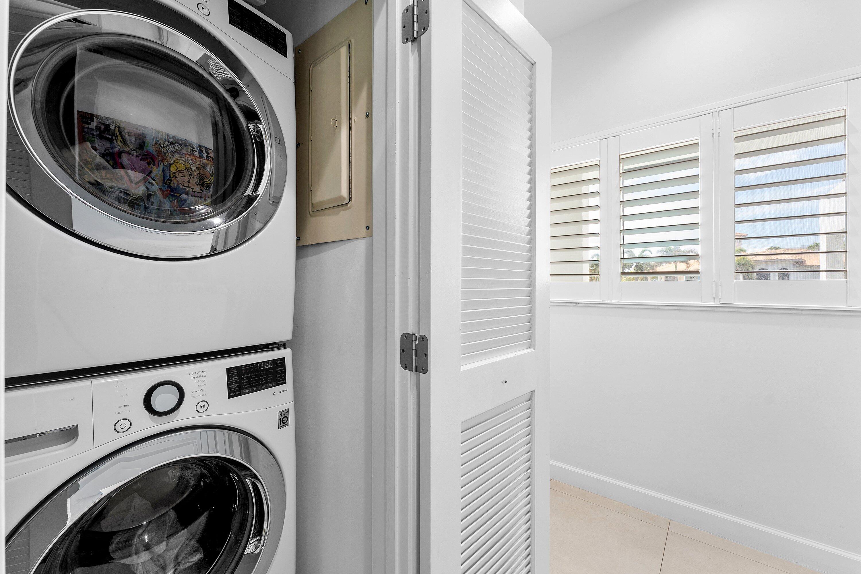 1102 Highland Beach #2w, Highland Beach FL 33487