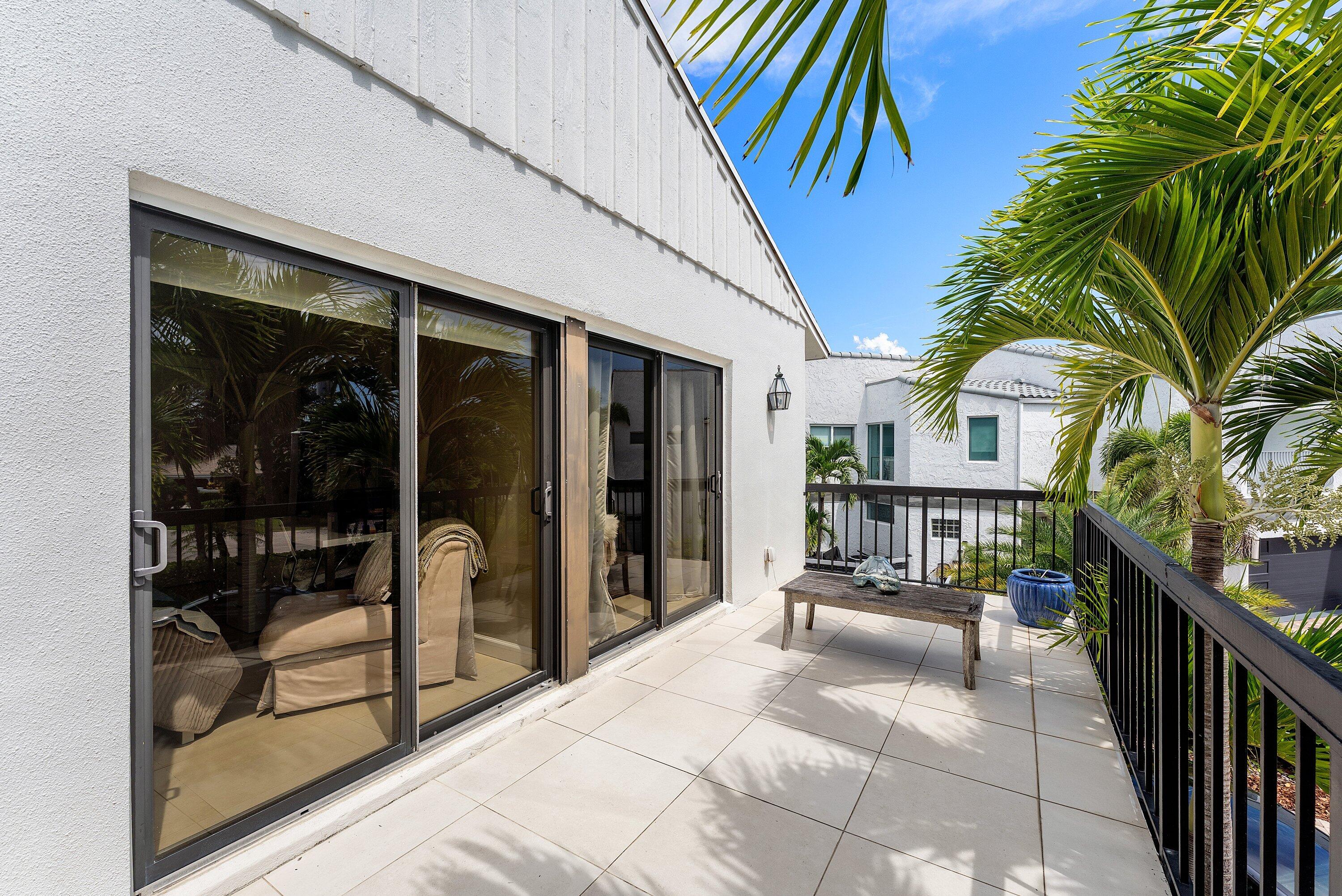 1102 Highland Beach #2w, Highland Beach FL 33487