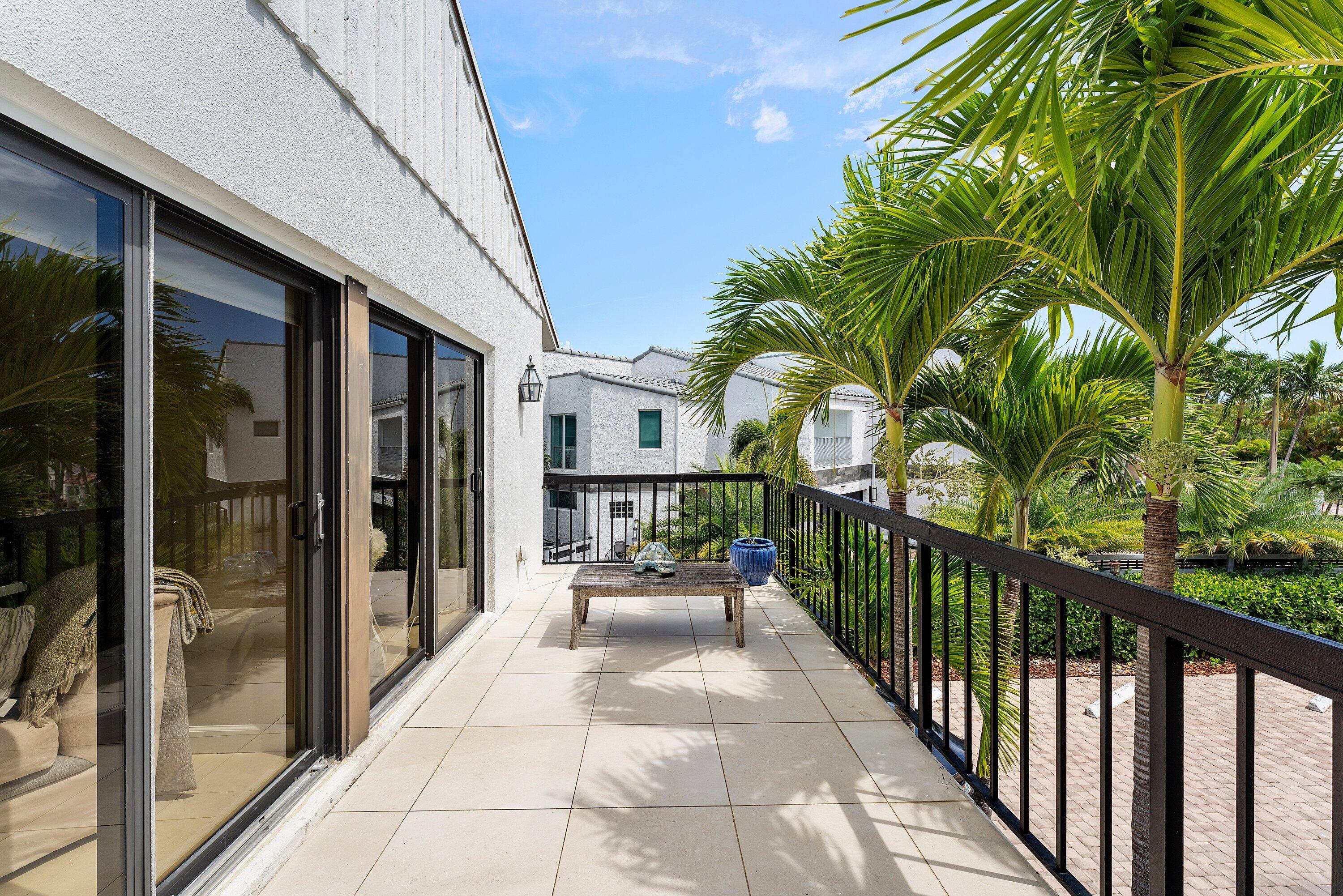 1102 Highland Beach #2w, Highland Beach FL 33487