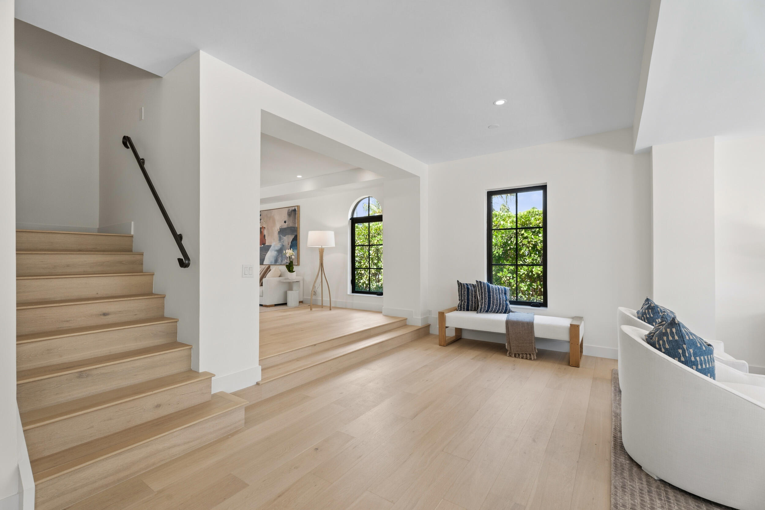 257 E Lakewood, West Palm Beach FL 33405