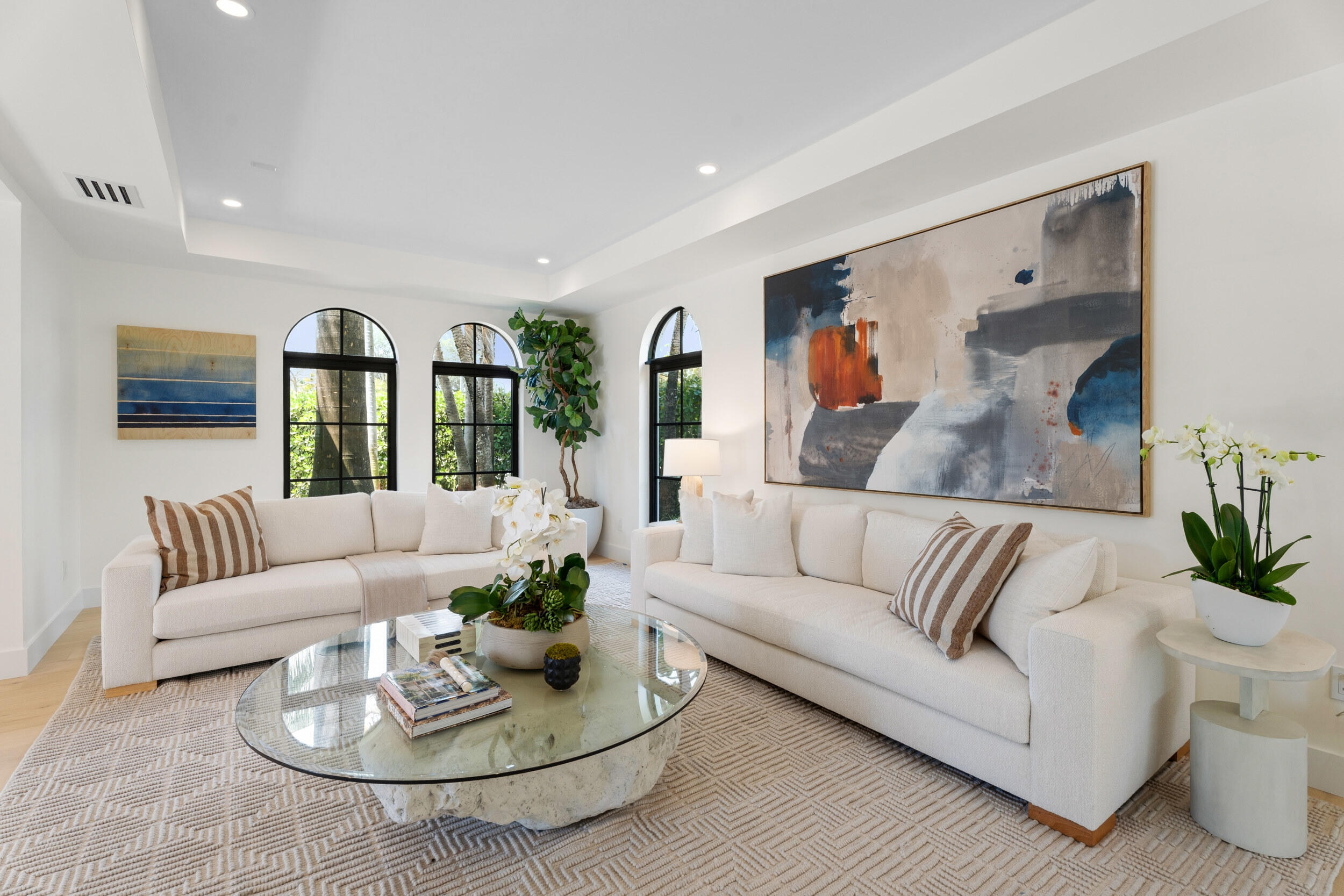 257 E Lakewood, West Palm Beach FL 33405