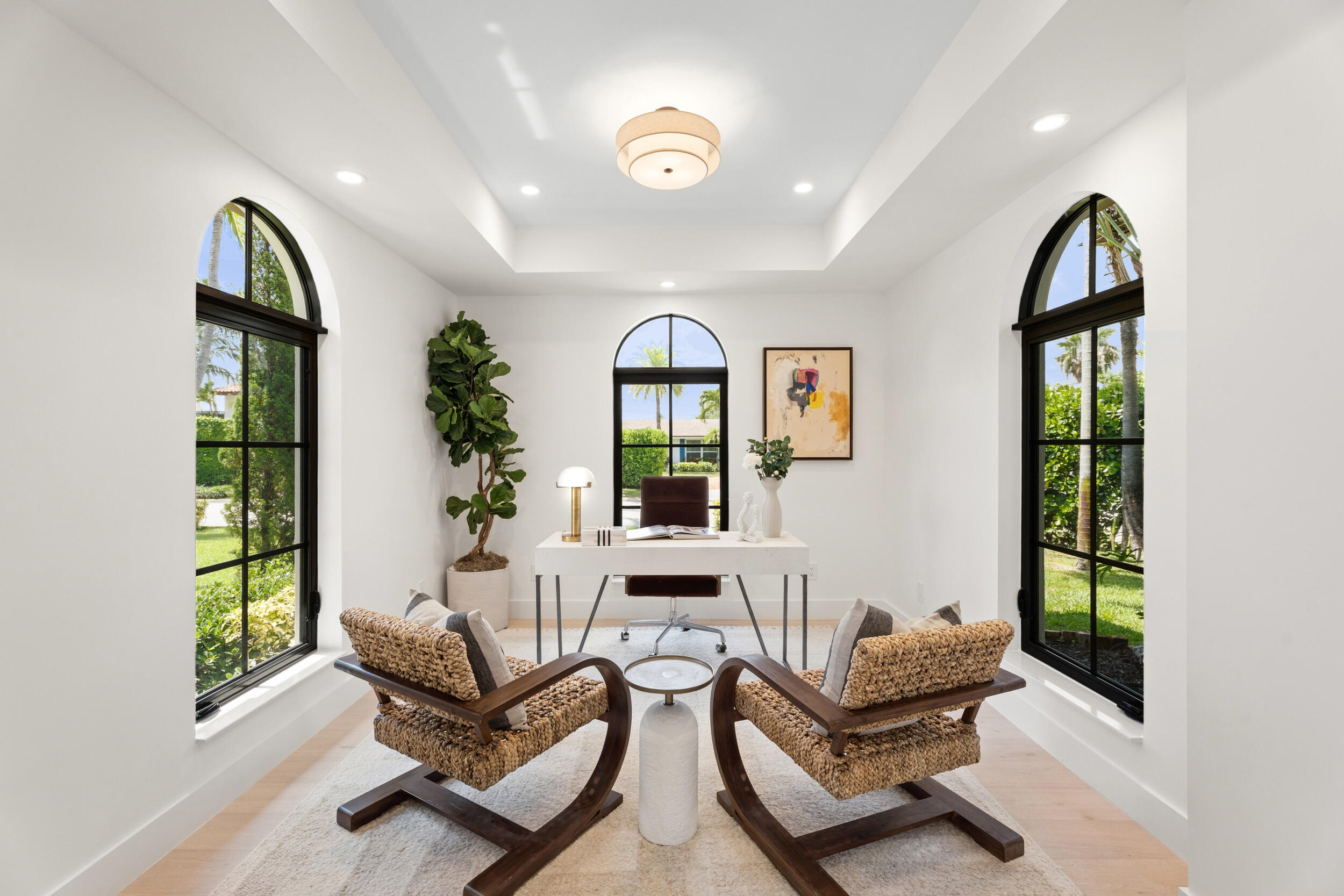 257 E Lakewood, West Palm Beach FL 33405
