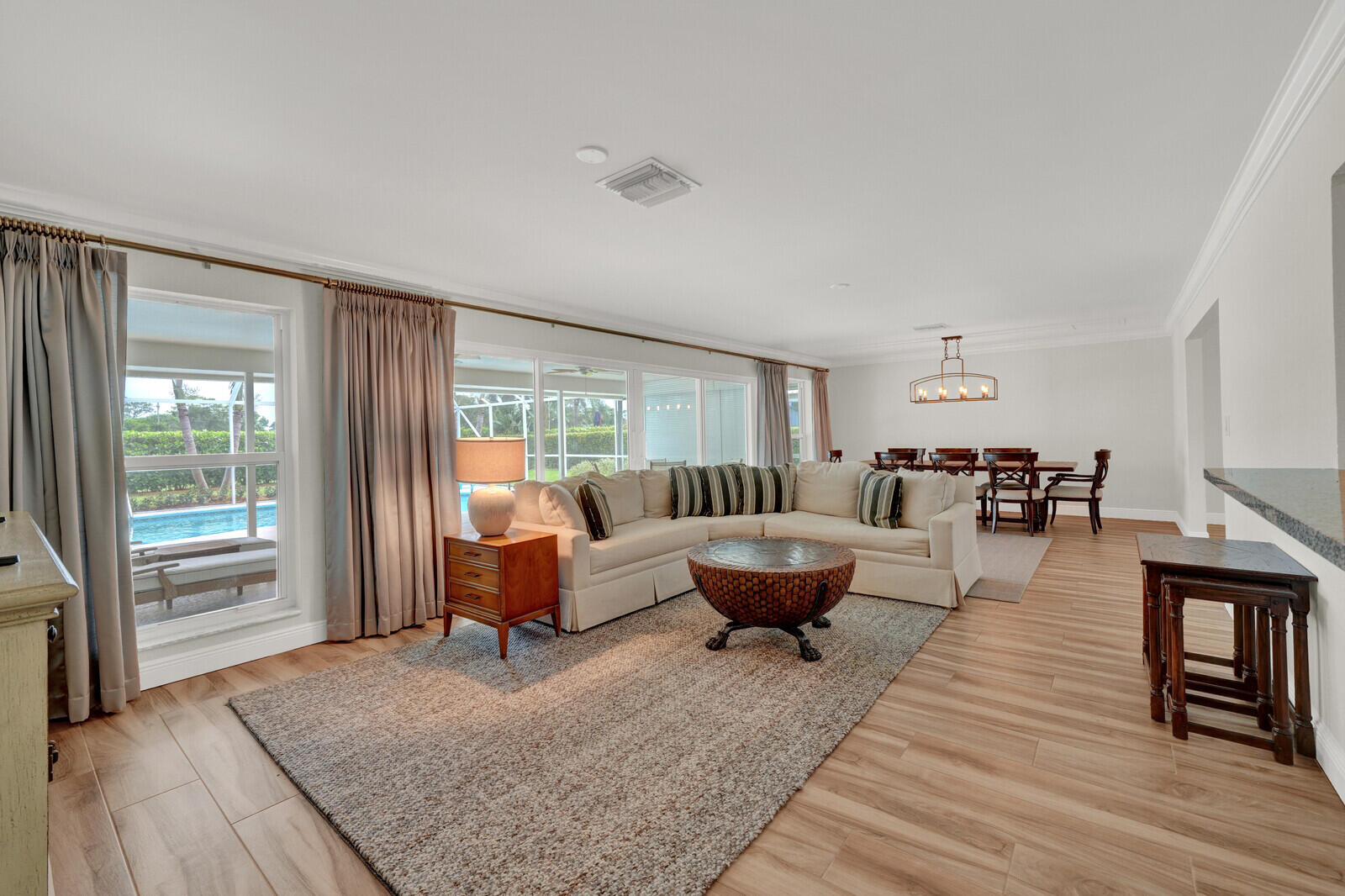 341 Glenbrook, Atlantis FL 33462
