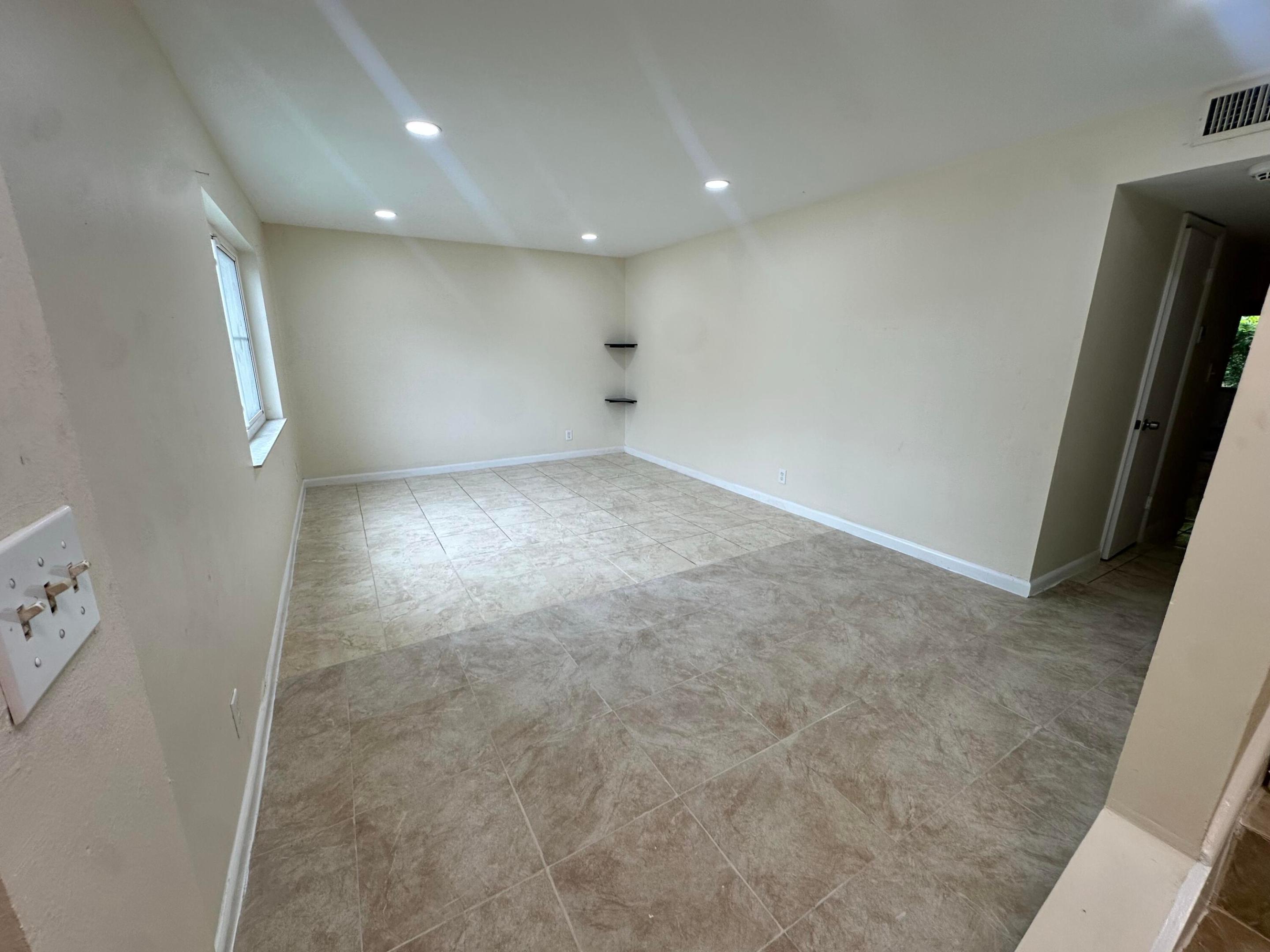 5614 Blueberry, Lauderhill FL 33313