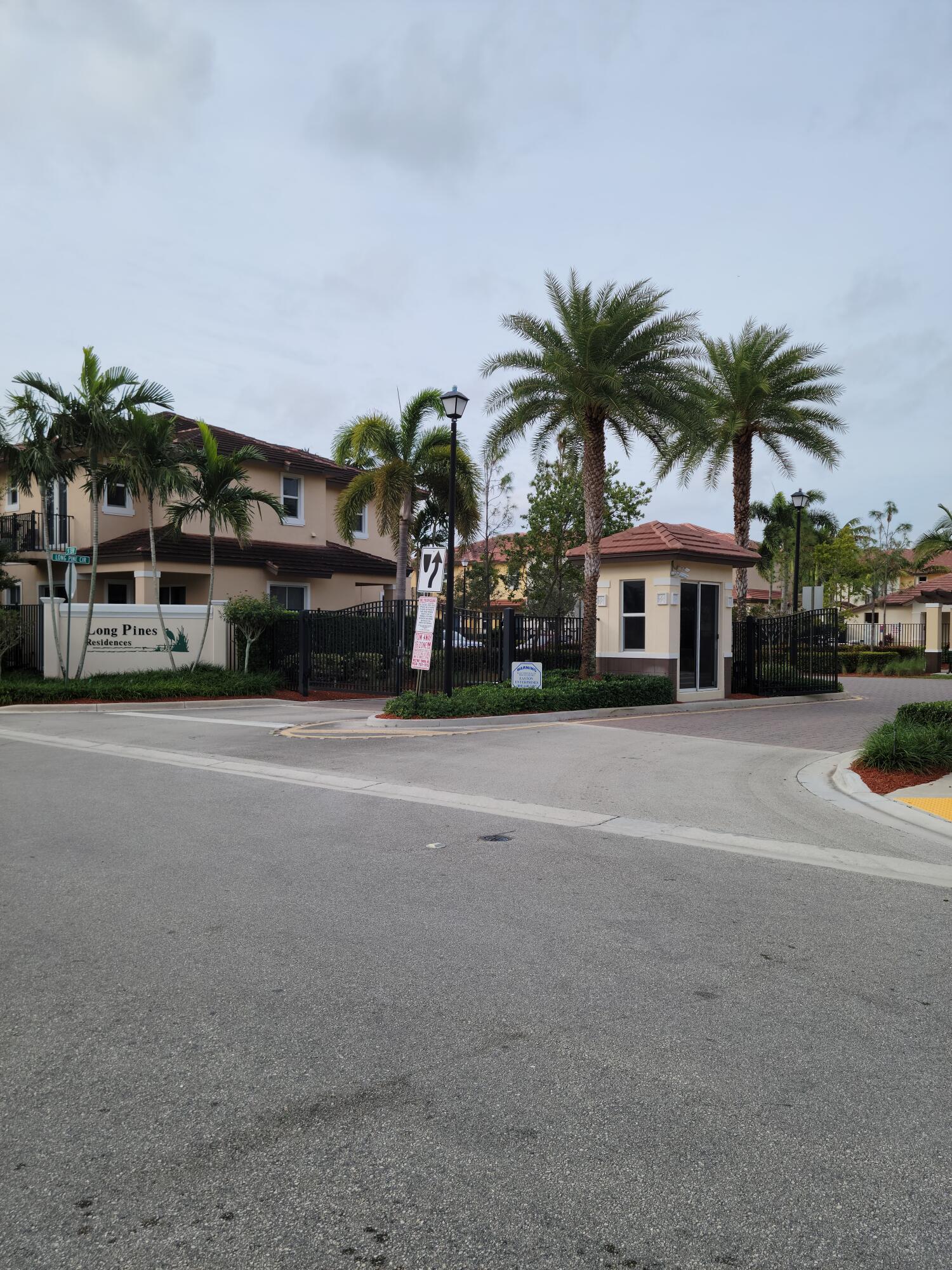 6960 Long Pine, Coconut Creek FL 33073