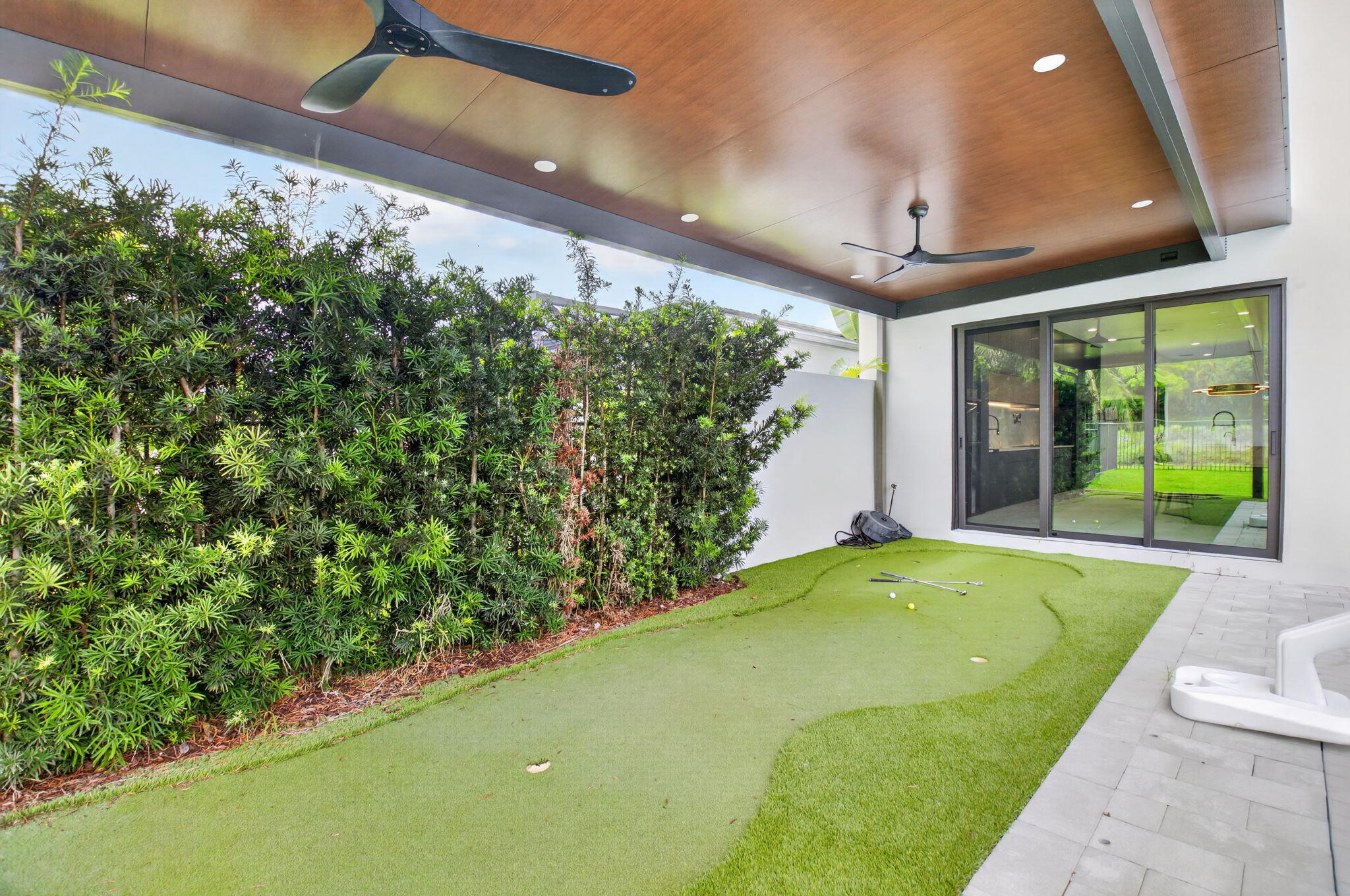 8845 Skyward, Boca Raton FL 33496