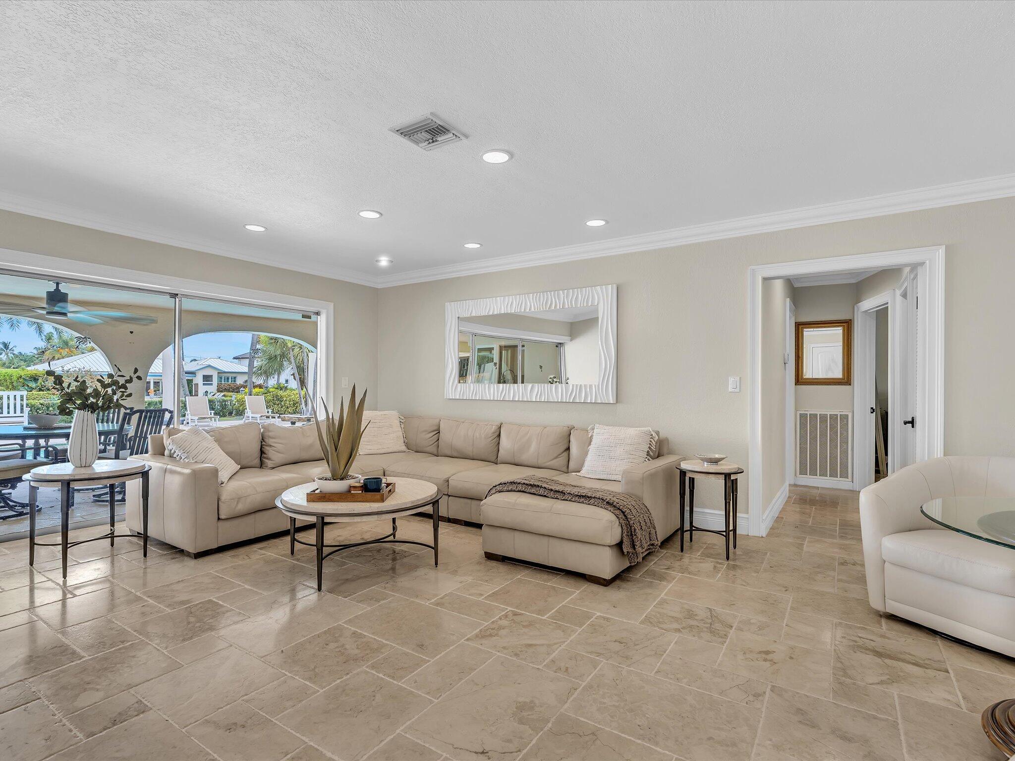 1525 SE 12th, Deerfield Beach FL 33441