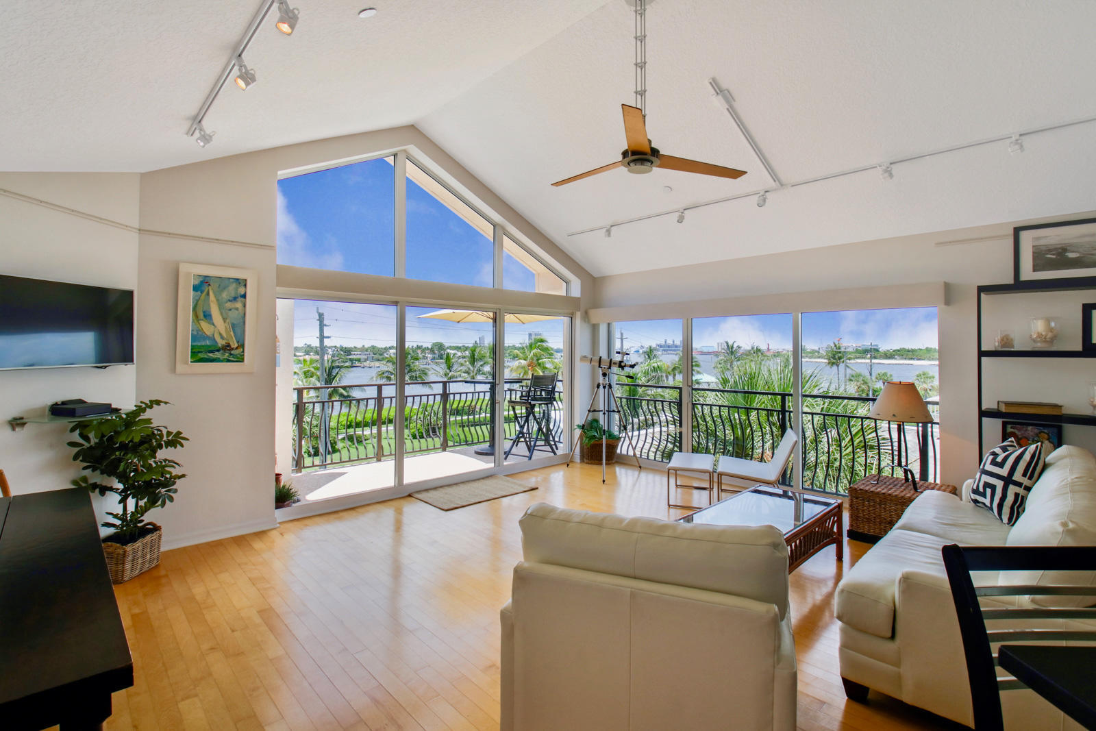 314 Inlet #303, Palm Beach Shores FL 33404