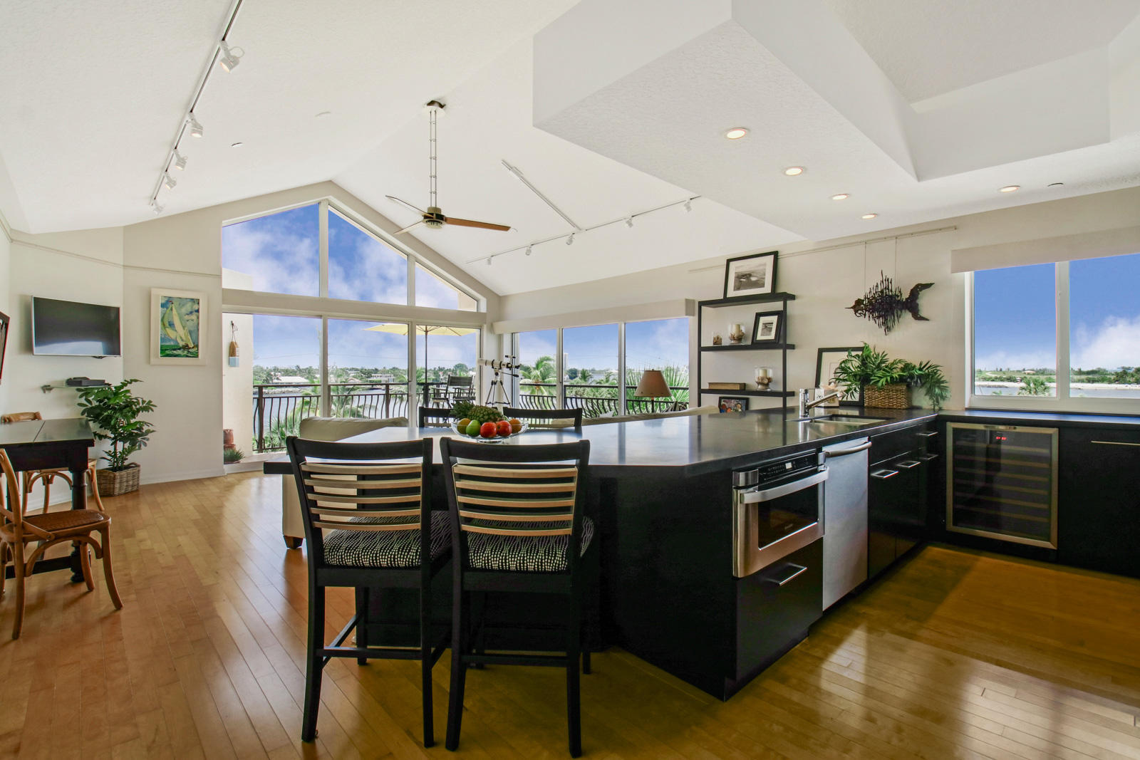 314 Inlet #303, Palm Beach Shores FL 33404