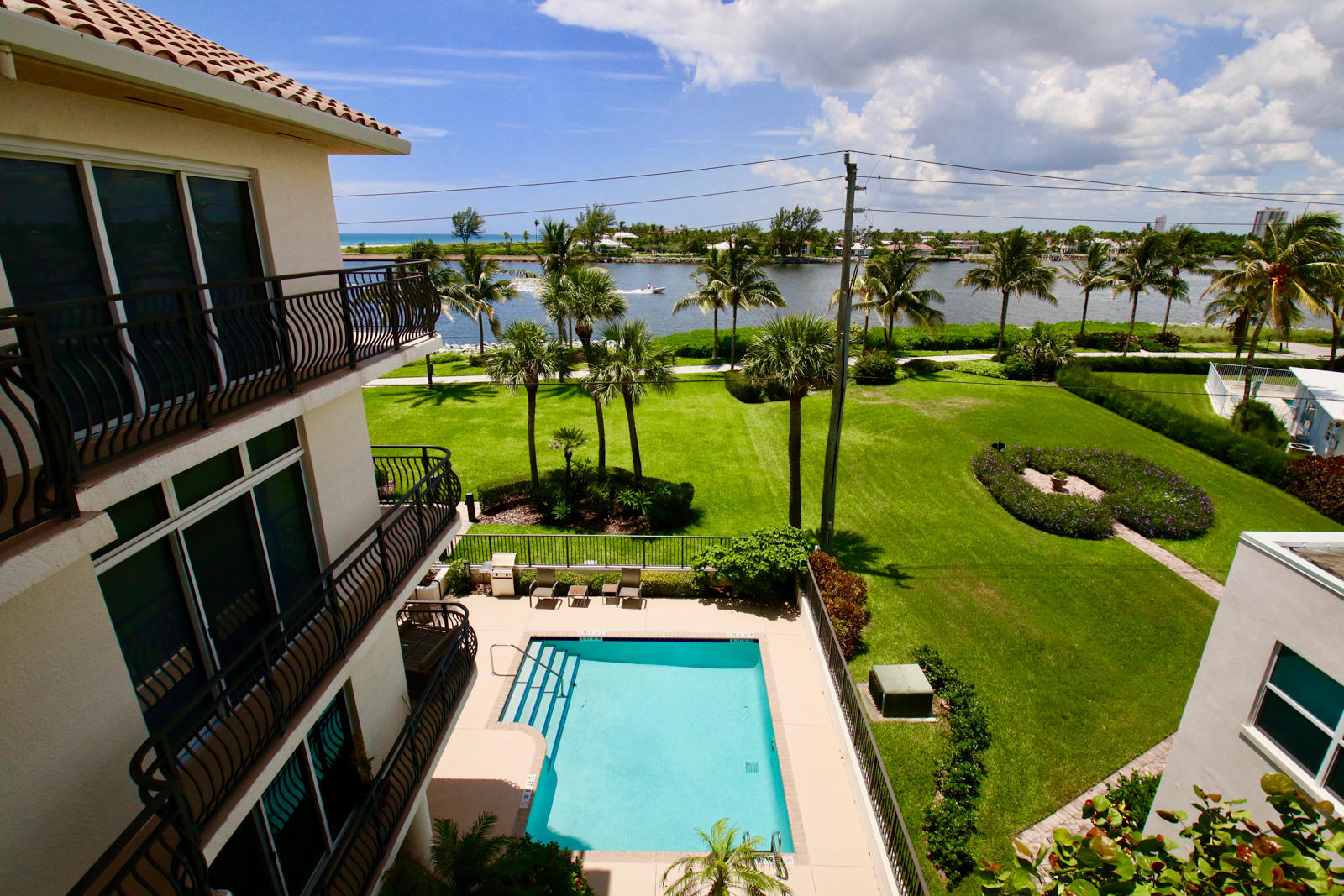 314 Inlet #303, Palm Beach Shores FL 33404