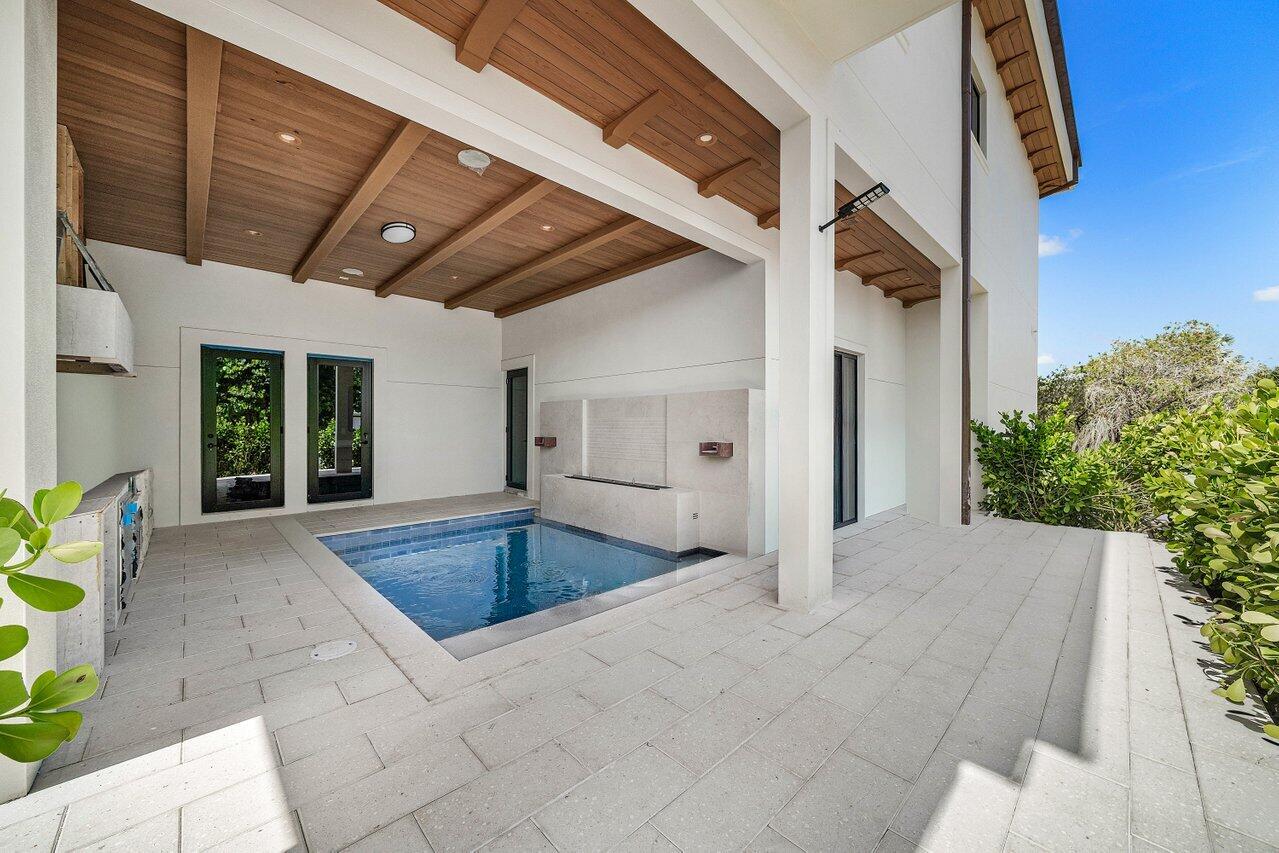 7935 S Flagler, West Palm Beach FL 33405