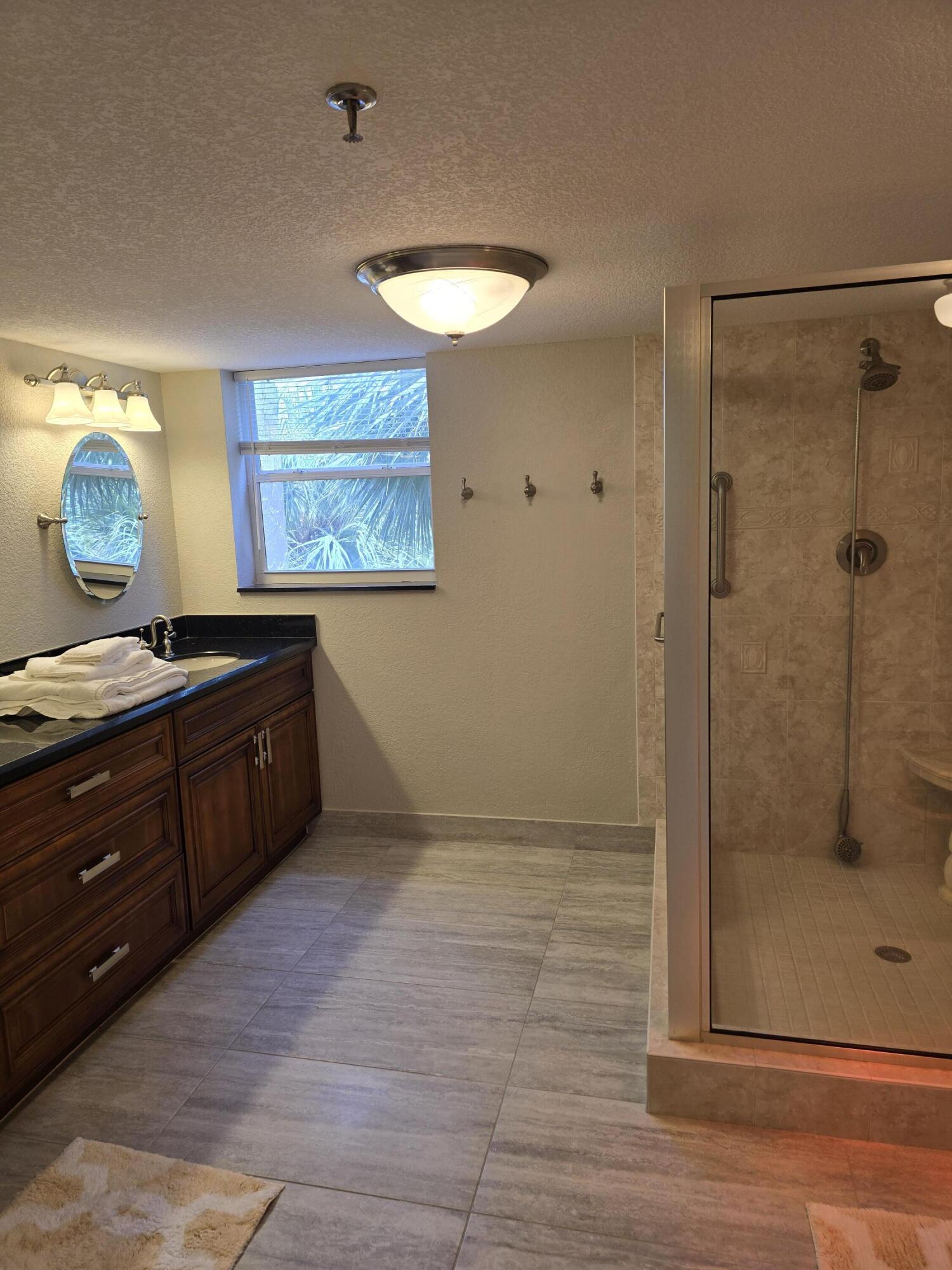 7580 Regency Lake #402, Boca Raton FL 33433