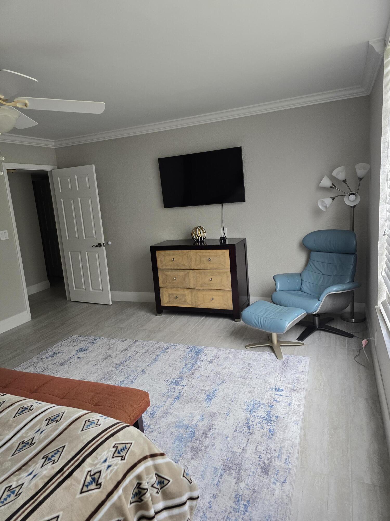 7580 Regency Lake #402, Boca Raton FL 33433