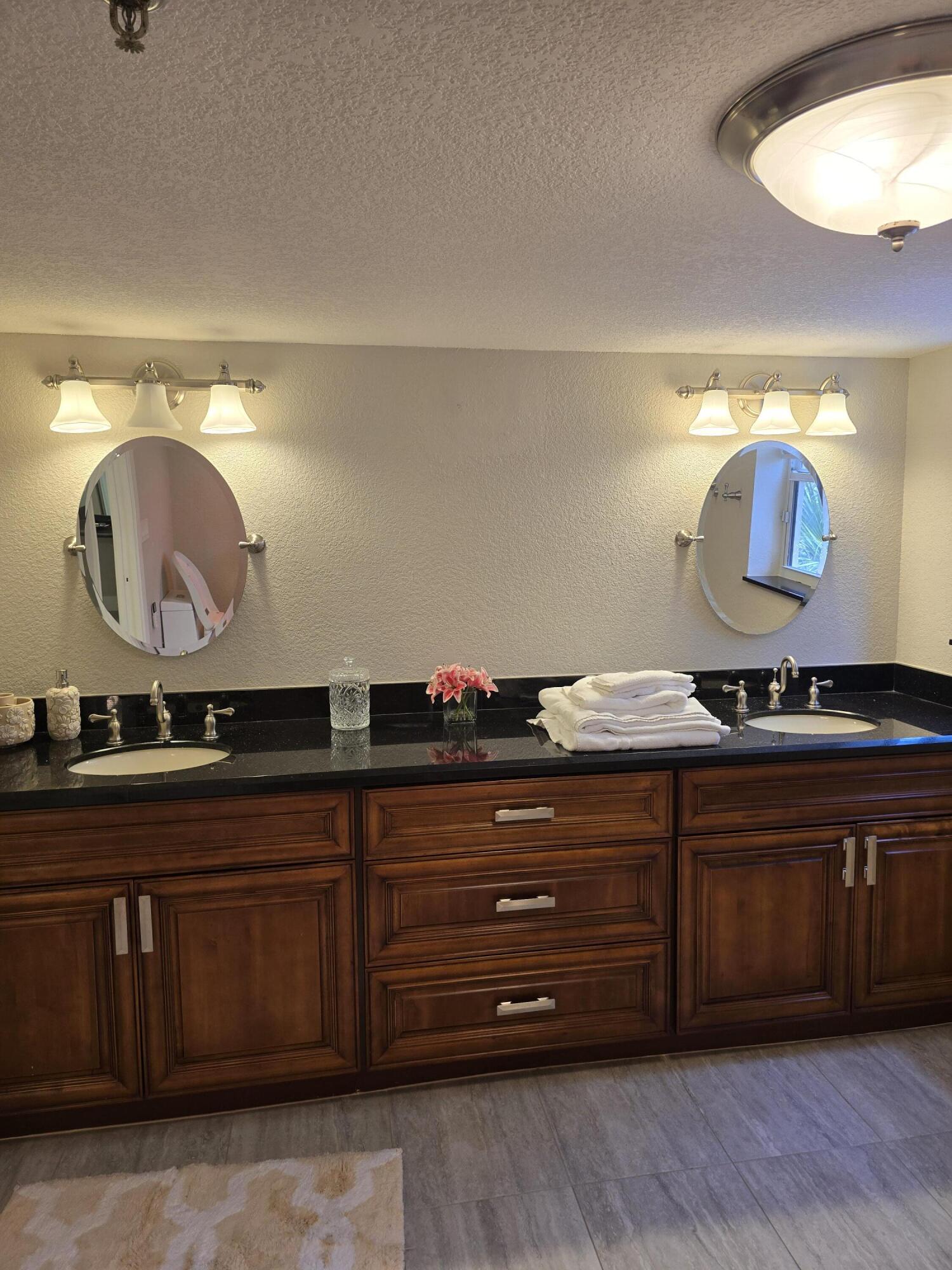 7580 Regency Lake #402, Boca Raton FL 33433