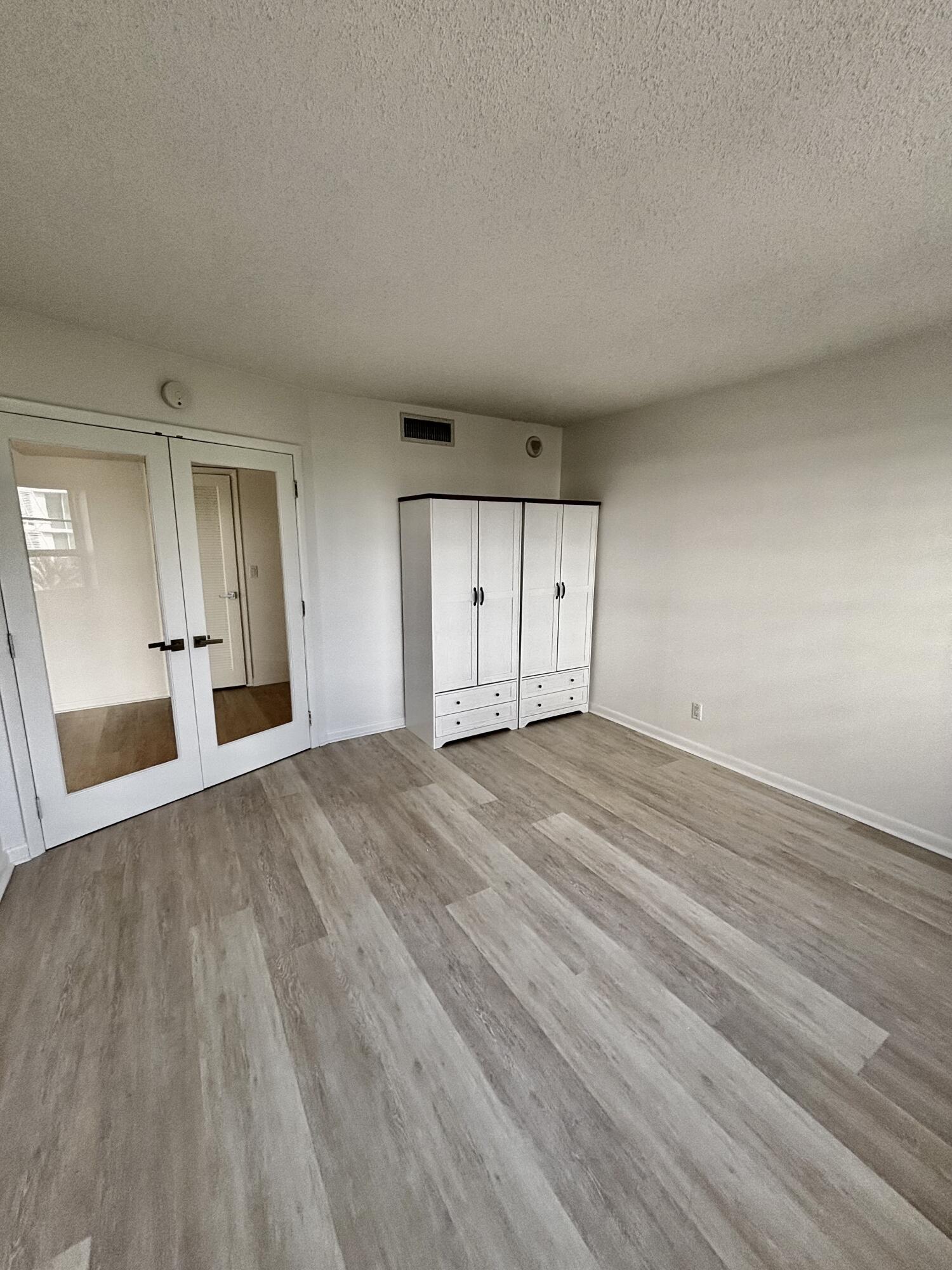 340 Sunset #501, Fort Lauderdale FL 33301