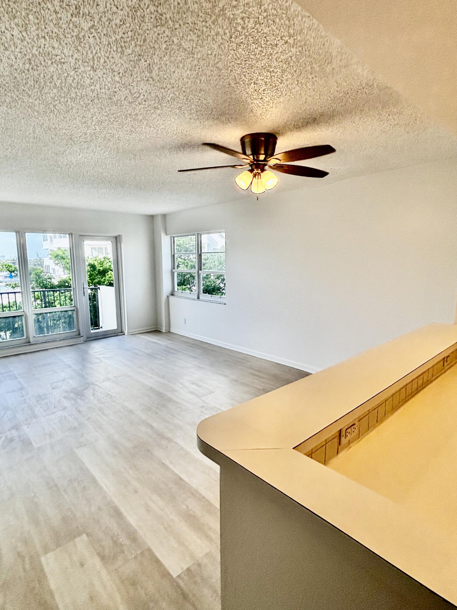 340 Sunset #501, Fort Lauderdale FL 33301