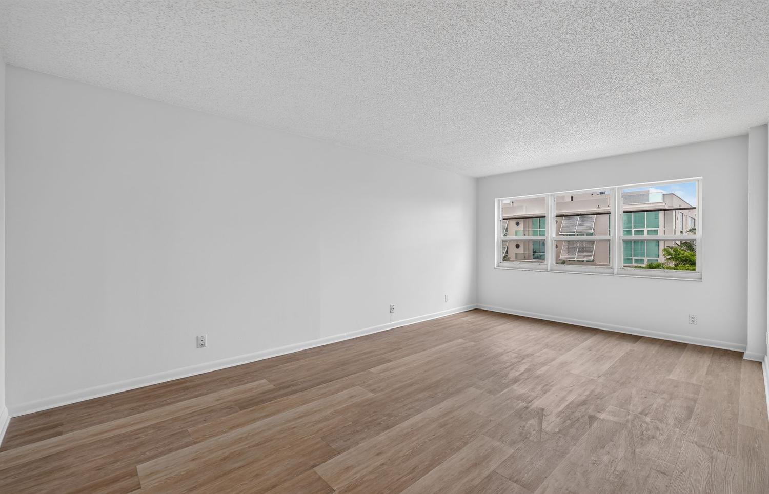 340 Sunset #501, Fort Lauderdale FL 33301