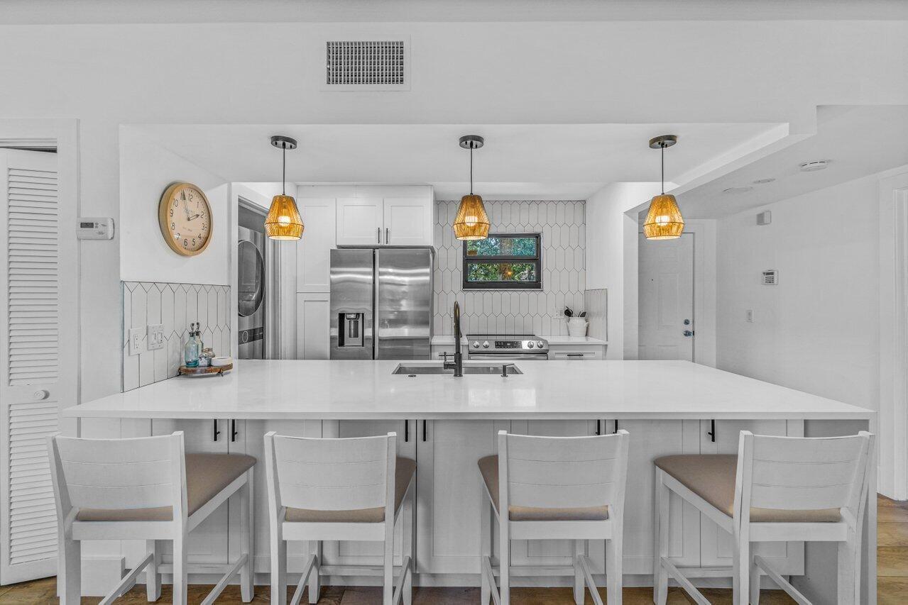 13334 Polo Club #206, Wellington FL 33414
