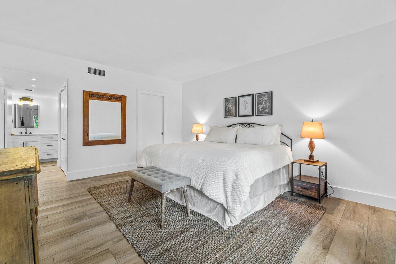 13334 Polo Club #206, Wellington FL 33414