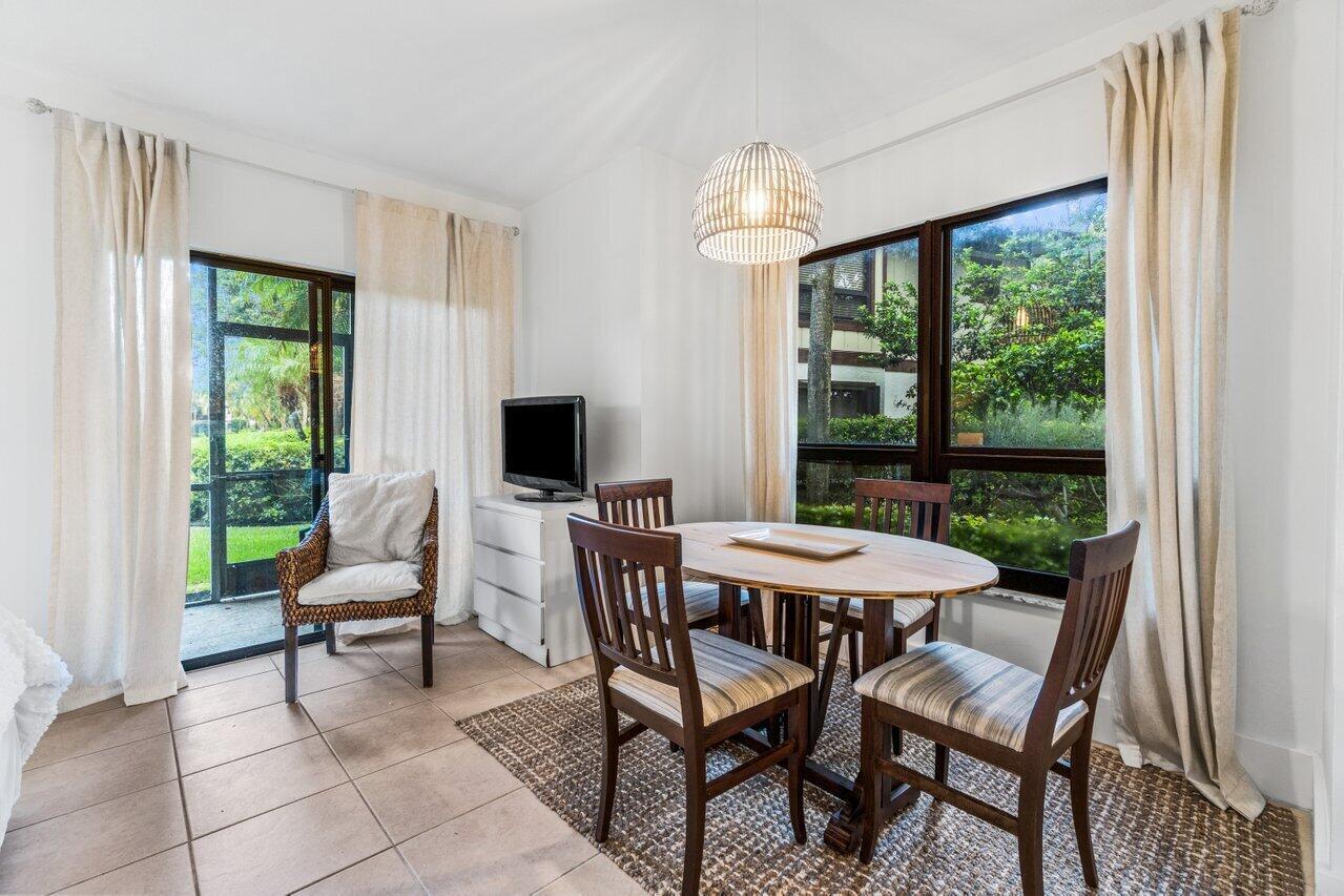 13334 Polo Club #206, Wellington FL 33414