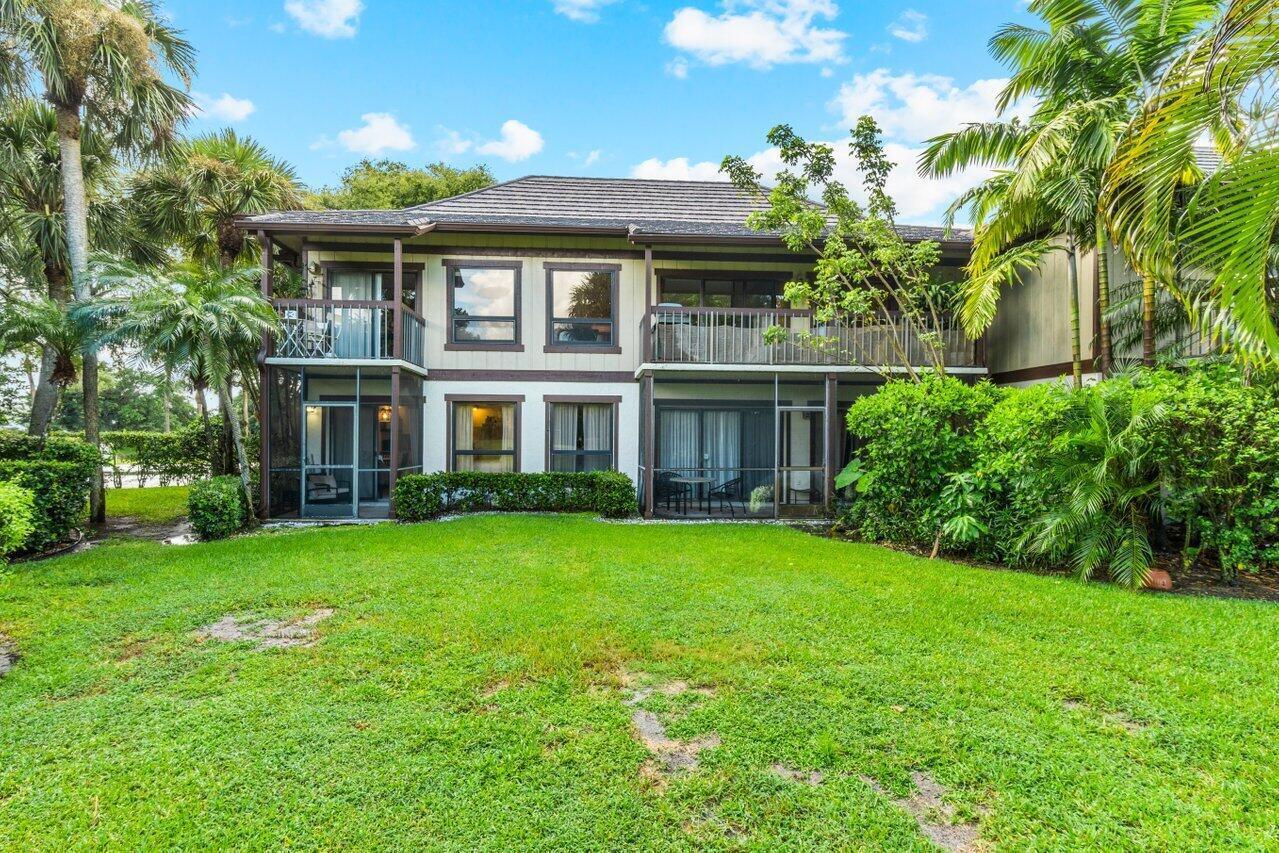 13334 Polo Club #206, Wellington FL 33414
