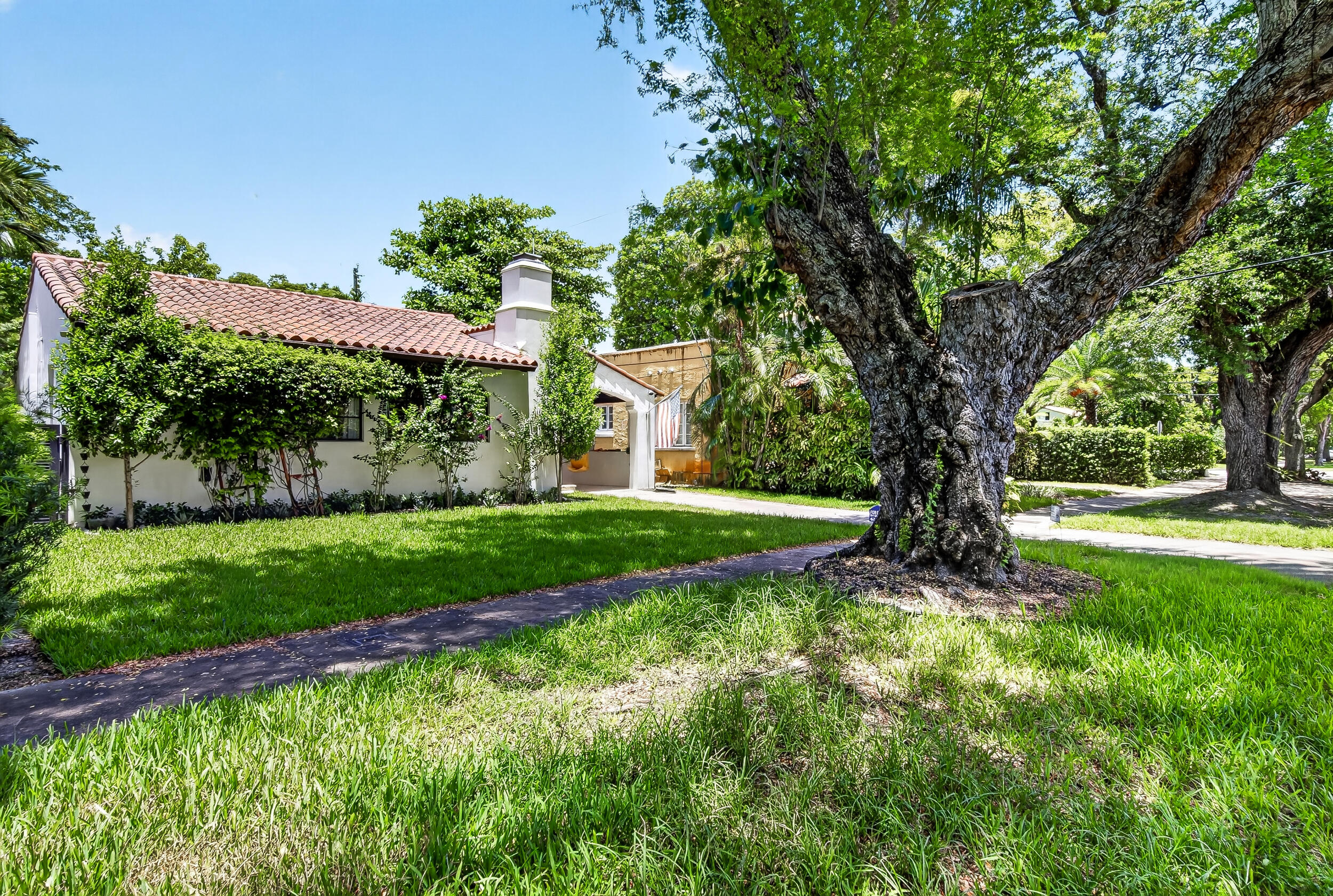 1310 Madrid, Coral Gables FL 33134