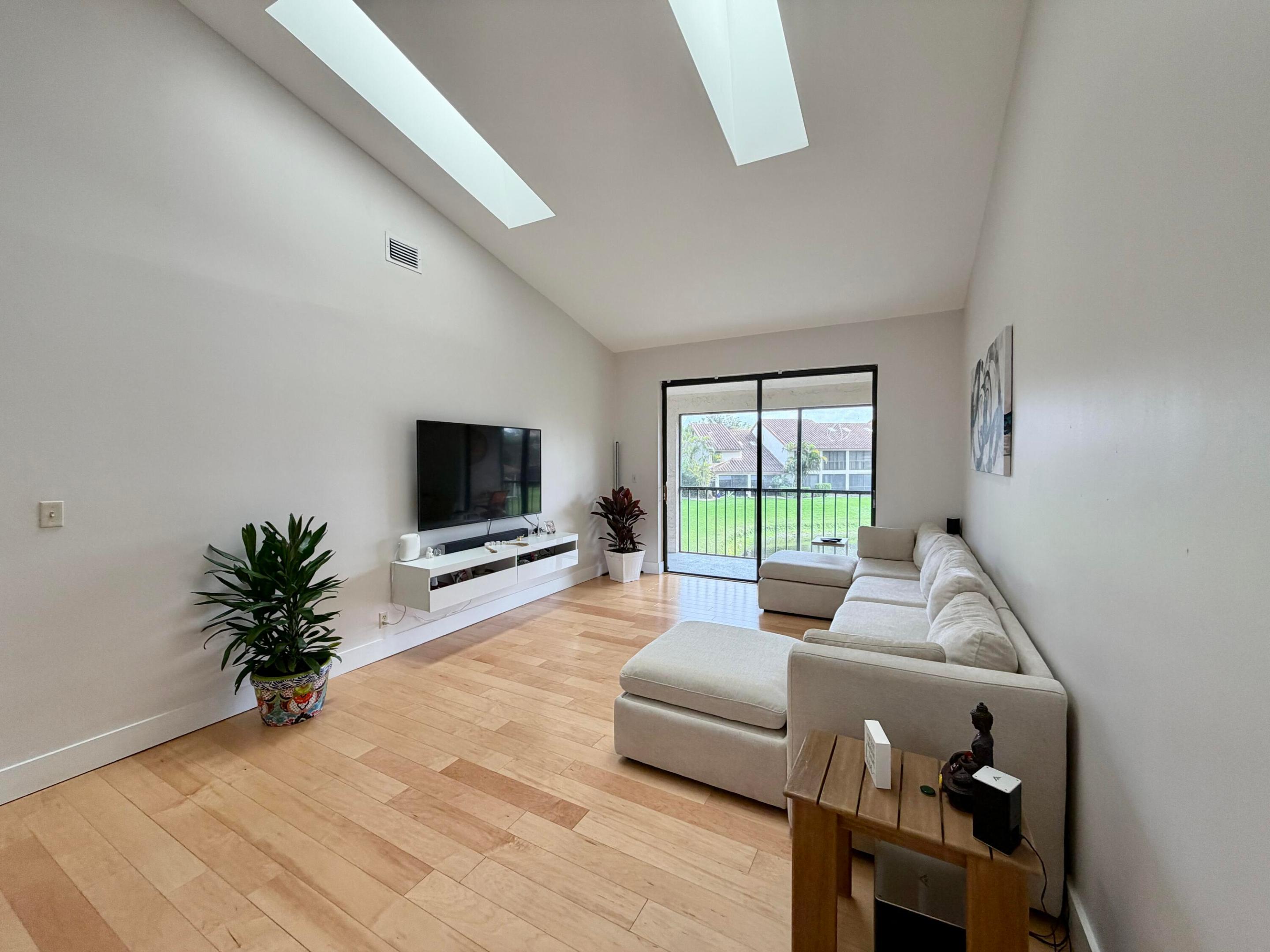 7935 La Mirada, Boca Raton FL 33433