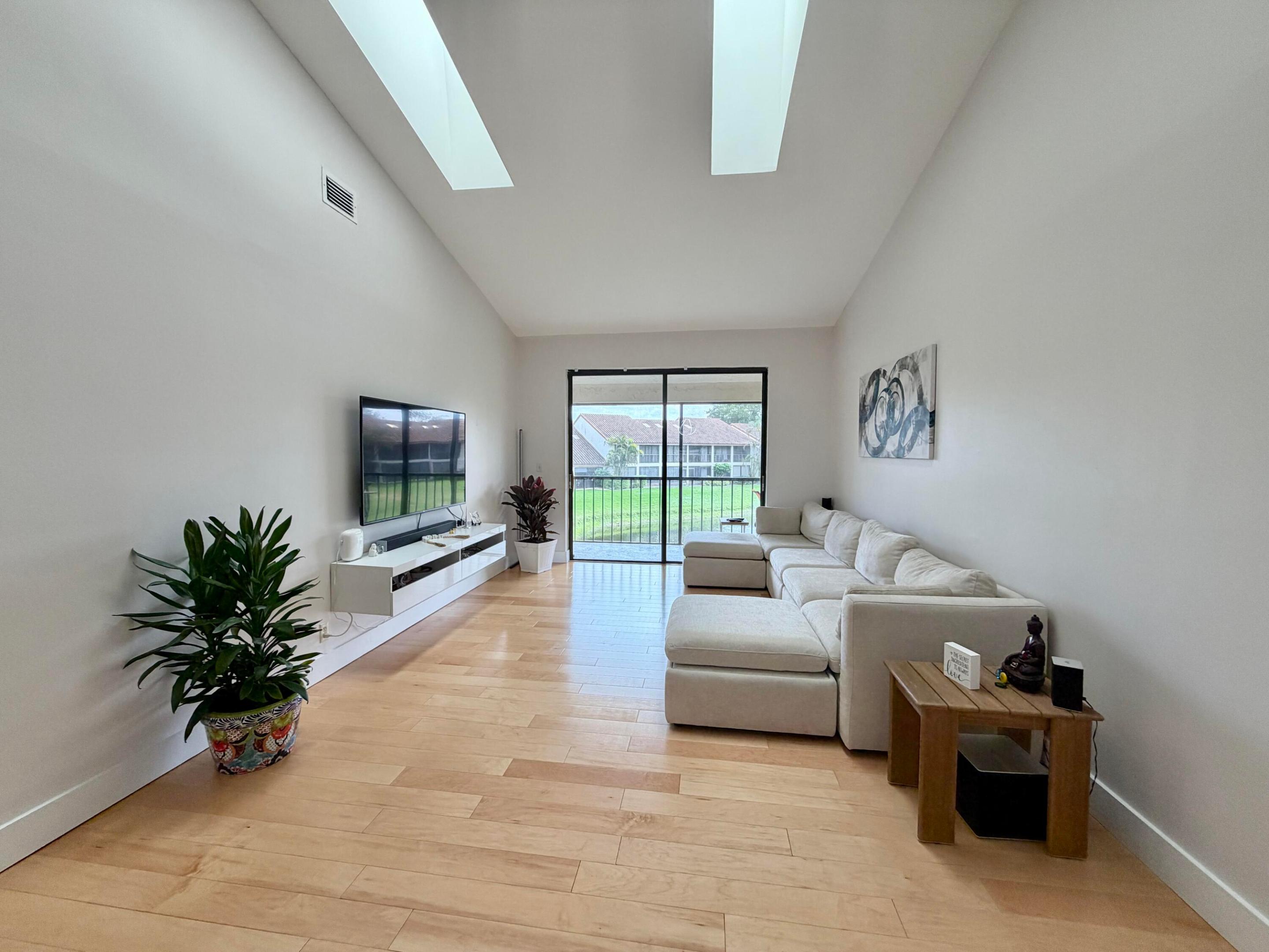 7935 La Mirada, Boca Raton FL 33433
