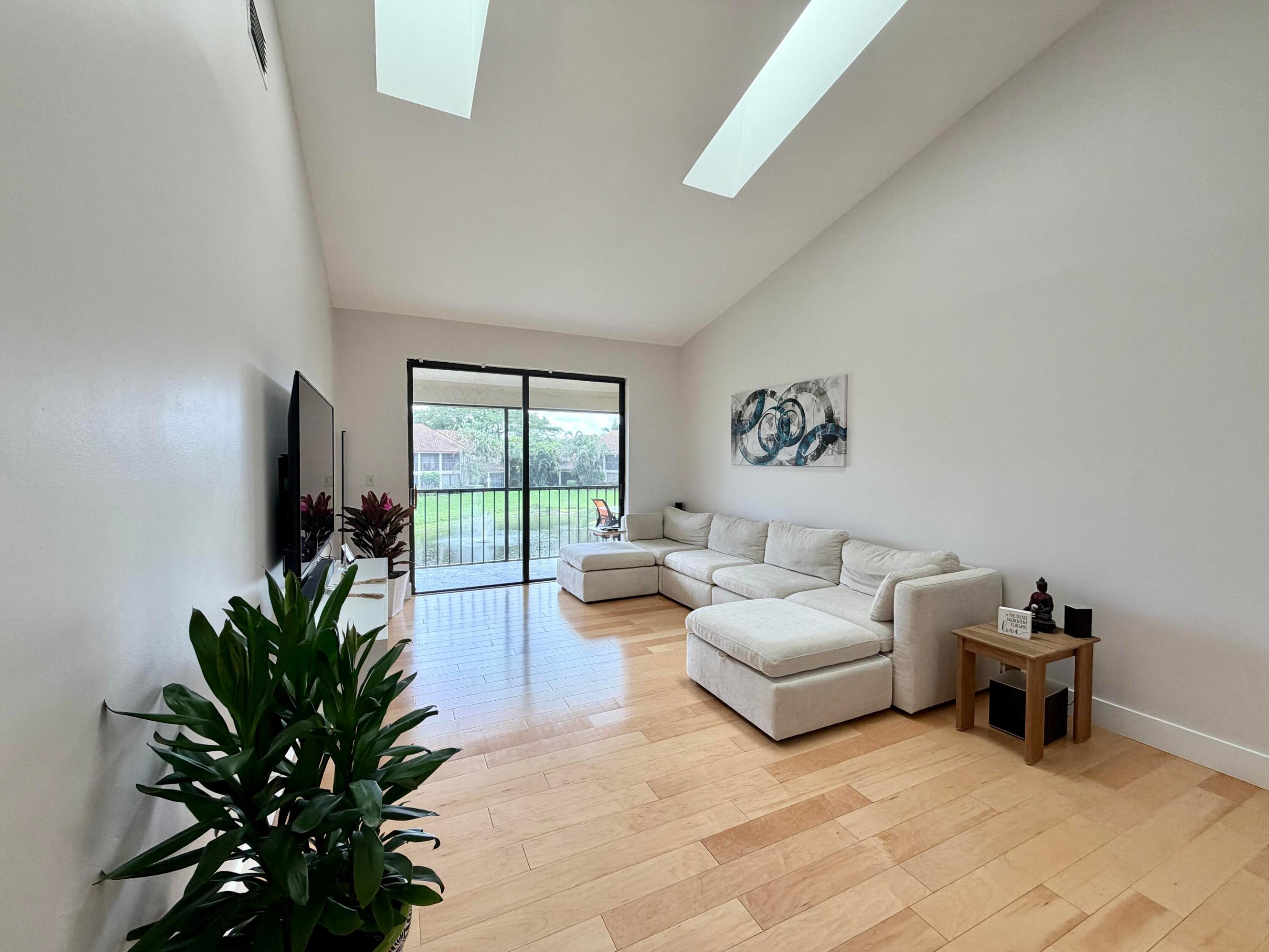 7935 La Mirada, Boca Raton FL 33433
