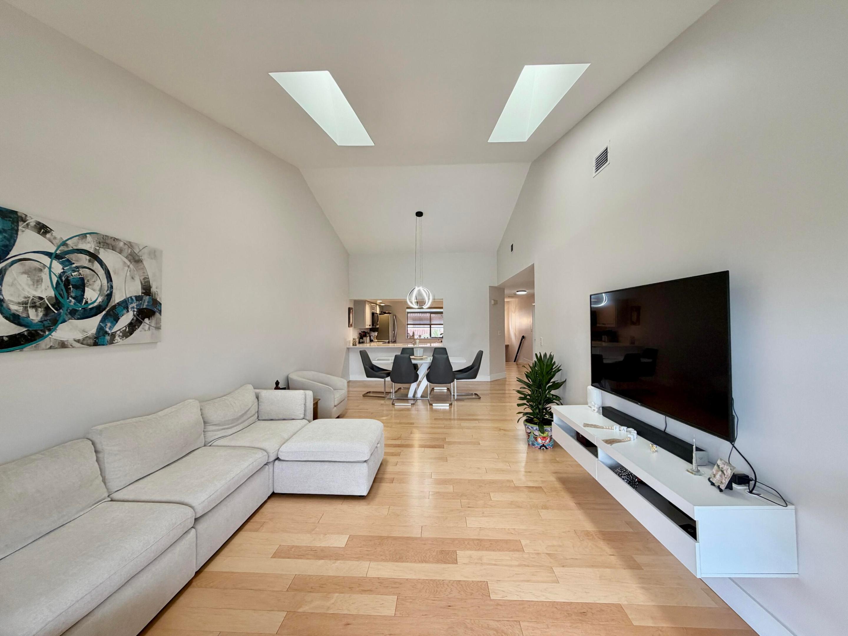 7935 La Mirada, Boca Raton FL 33433