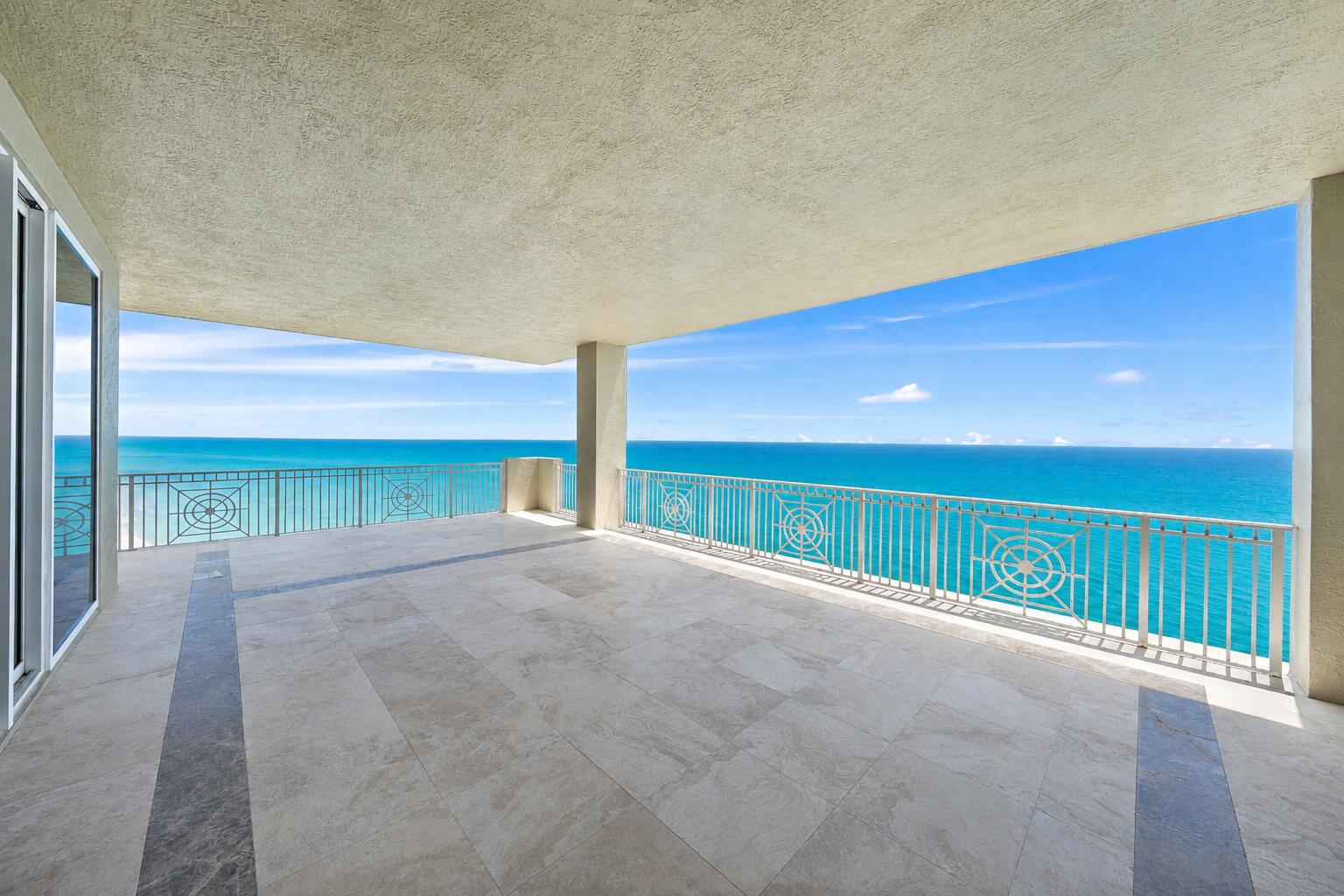 5310 N Ocean #801, Singer Island FL 33404