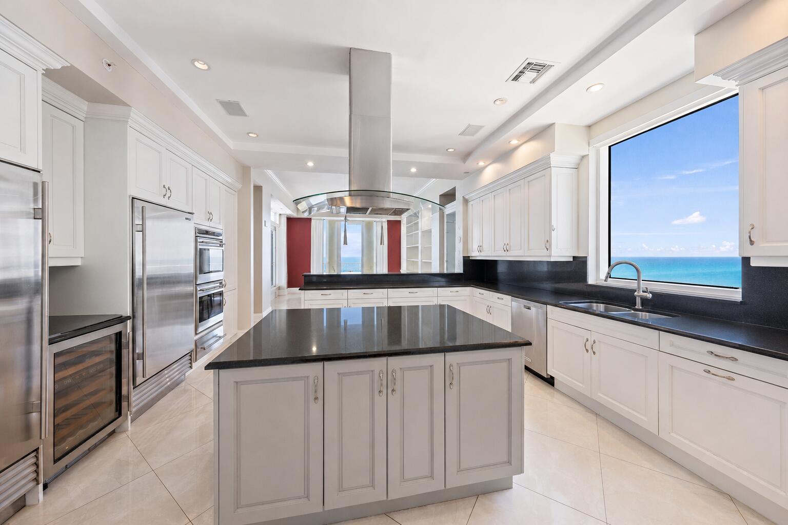 5310 N Ocean #801, Singer Island FL 33404