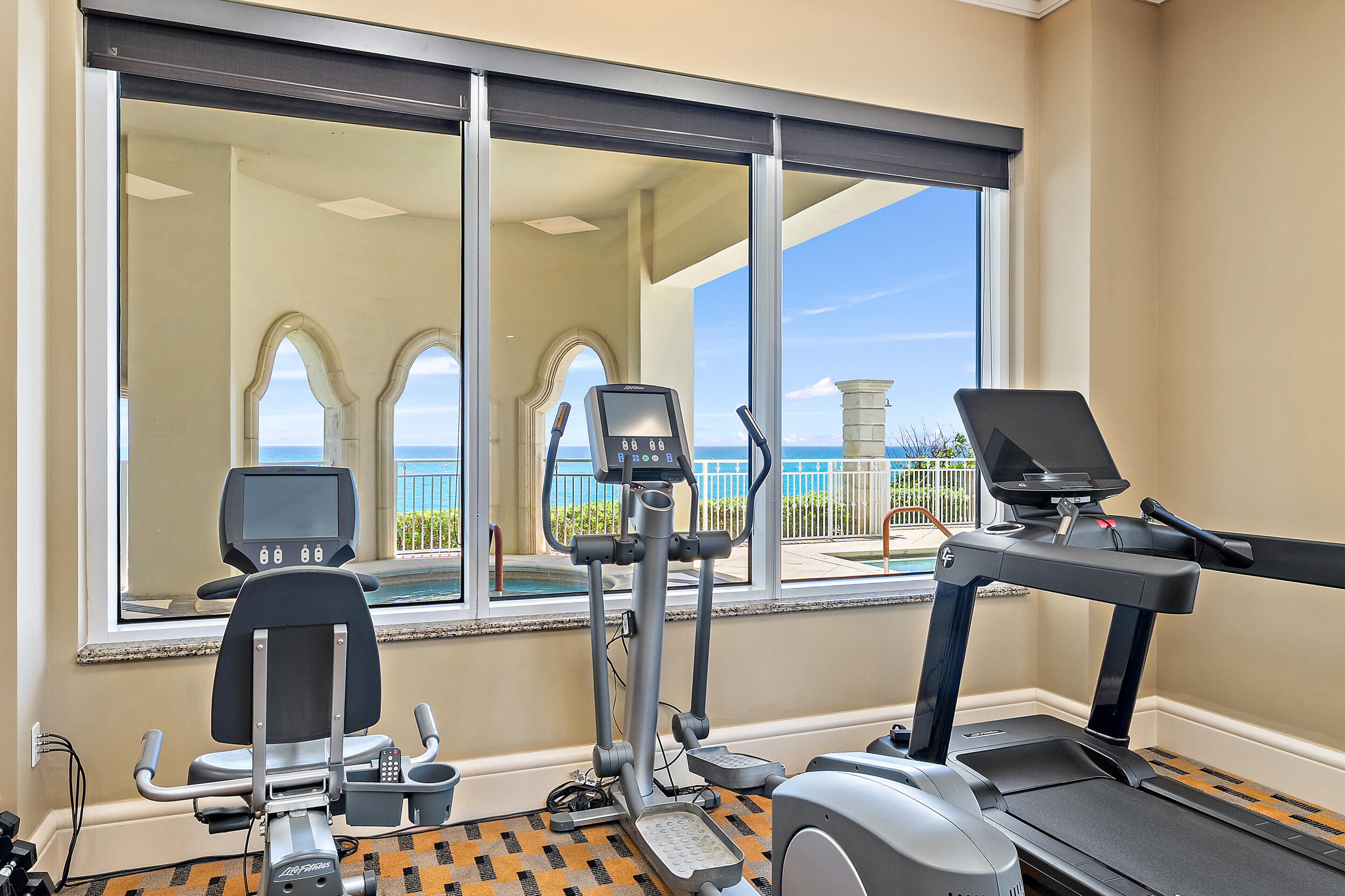 5310 N Ocean #801, Singer Island FL 33404